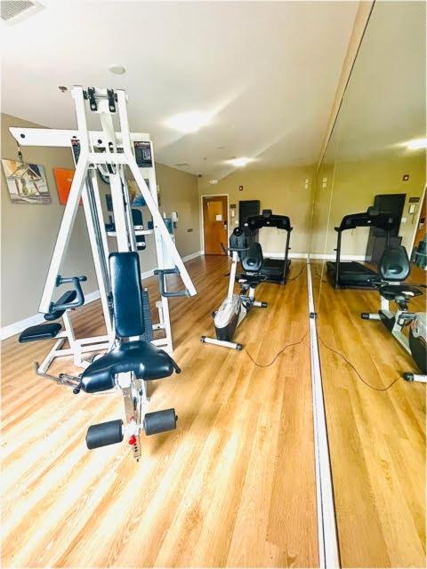 Comfort Inn Hebron-Lowell Area