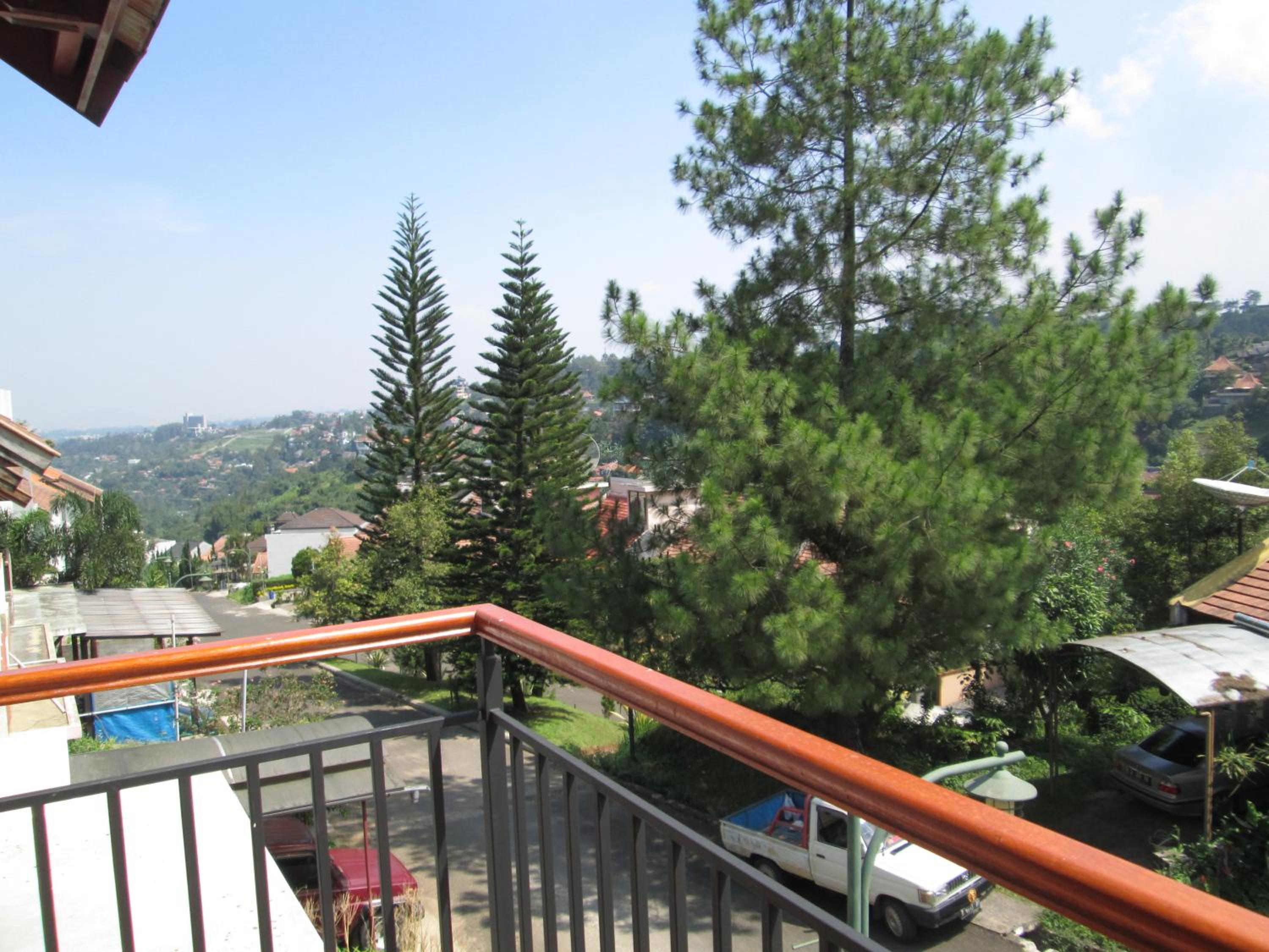 Villa Dago Syariah, Familiy Only, View Indah ke Bukit Dago view 4