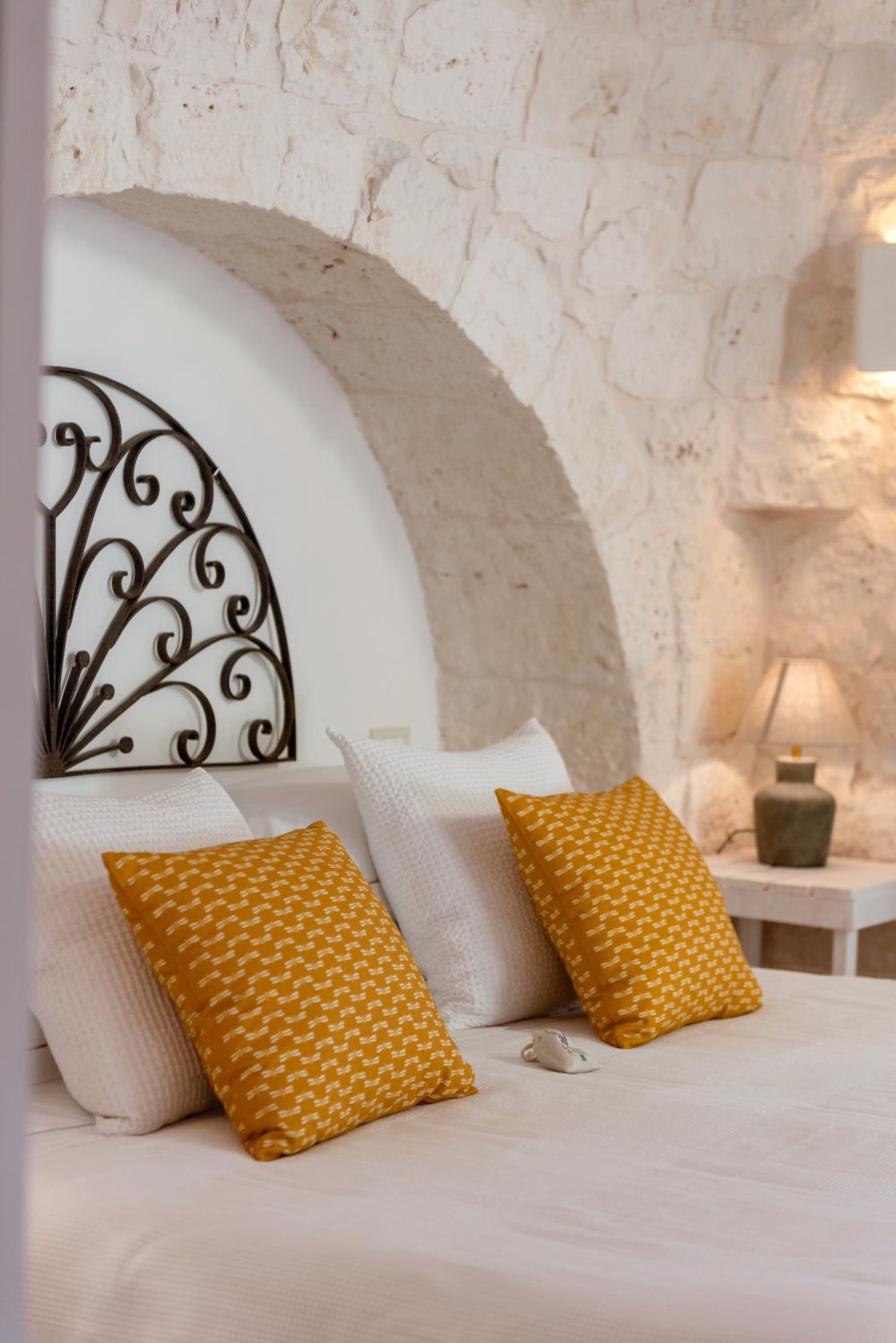 Casa Badra - Elegant 5BR Villa in Puglia