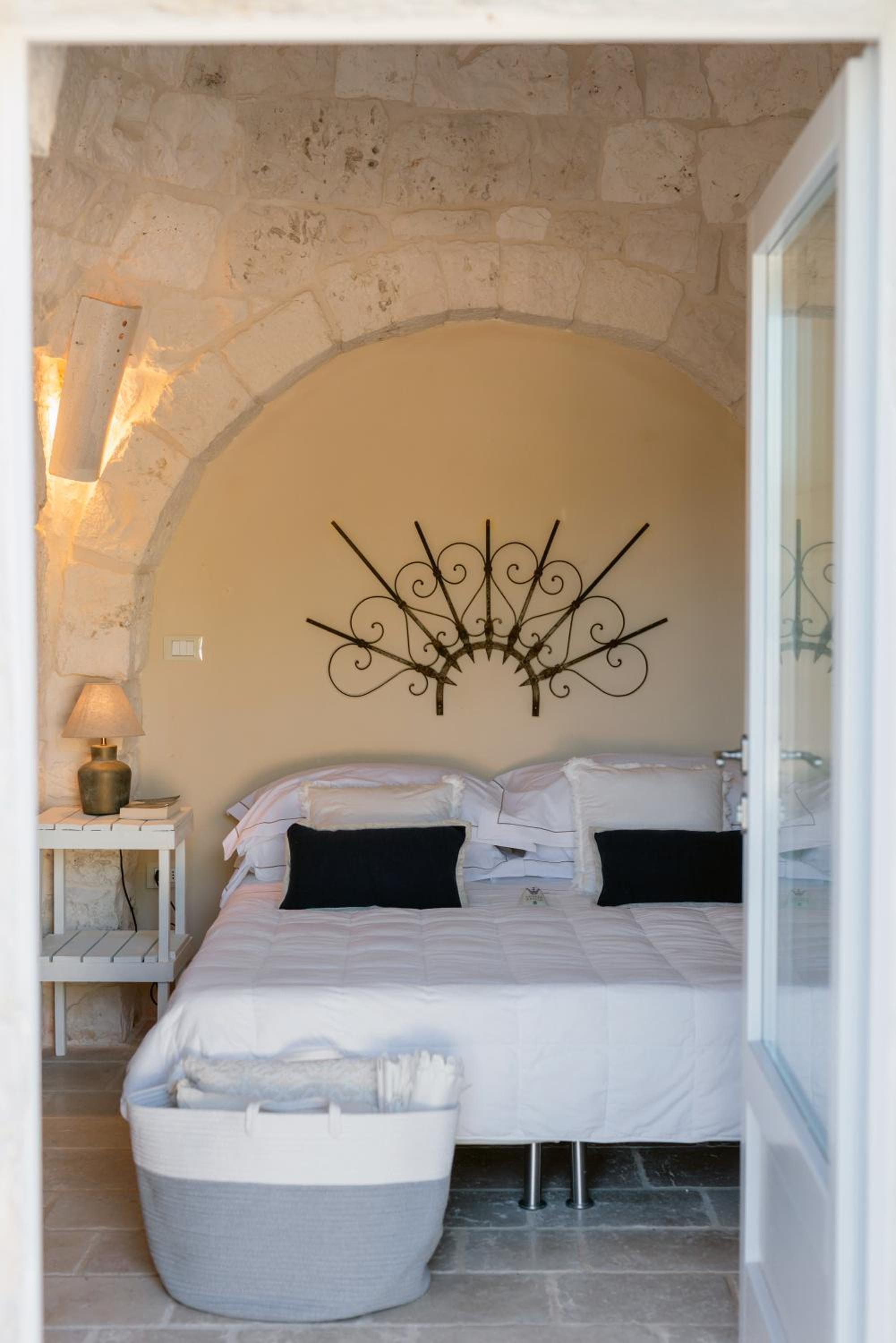 Casa Badra - Elegant 5BR Villa in Puglia
