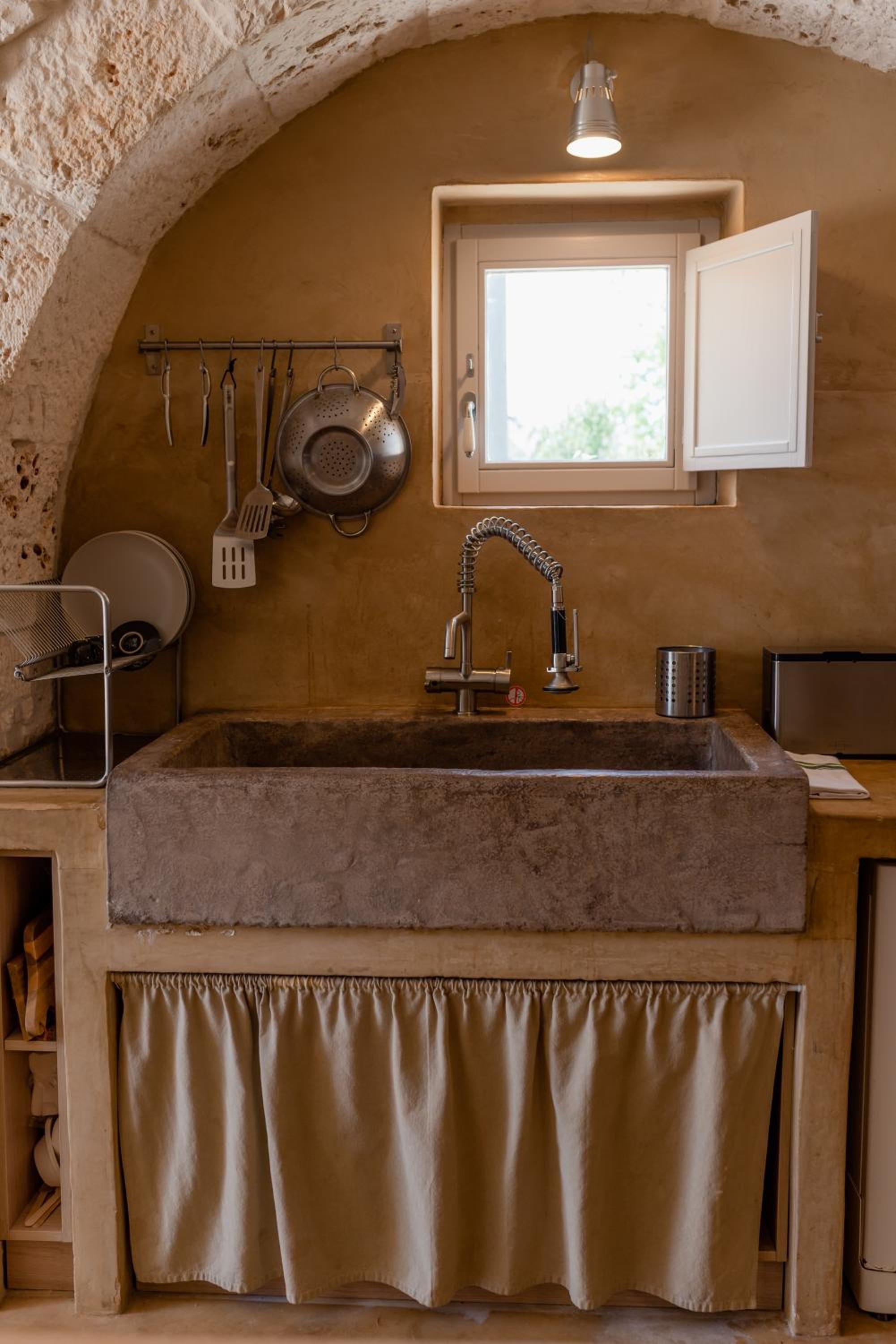 Casa Badra - Elegant 5BR Villa in Puglia