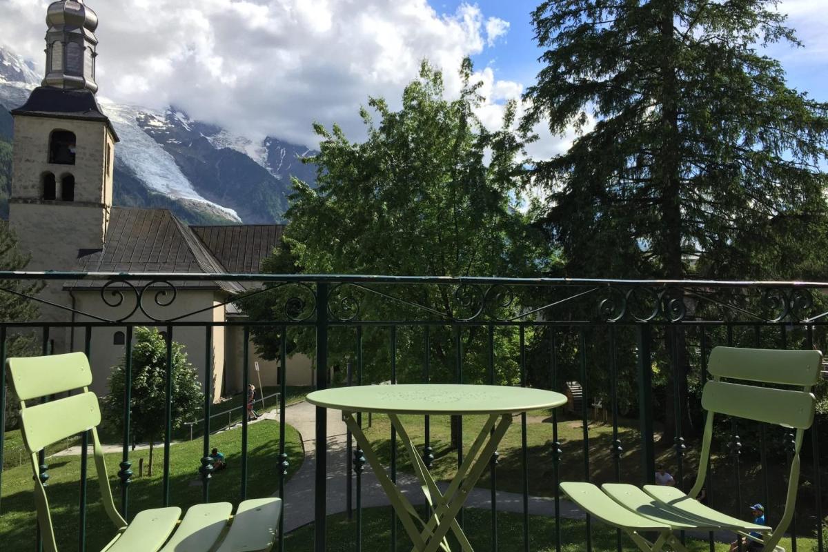 Flat Near The Slopes Chamonix Mont Blanc view 2