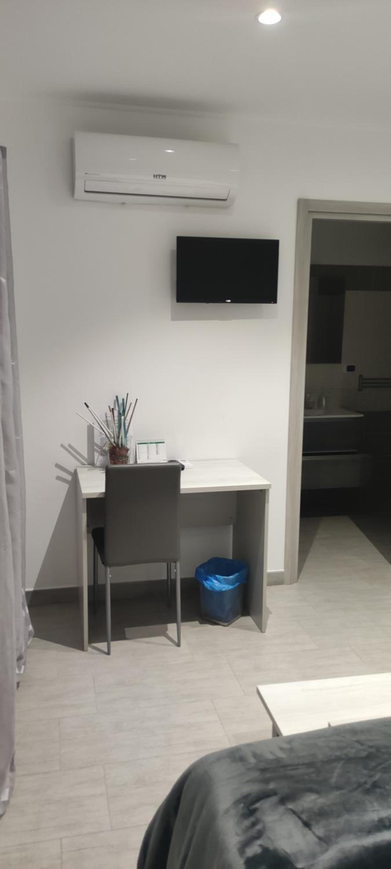 Photo 7