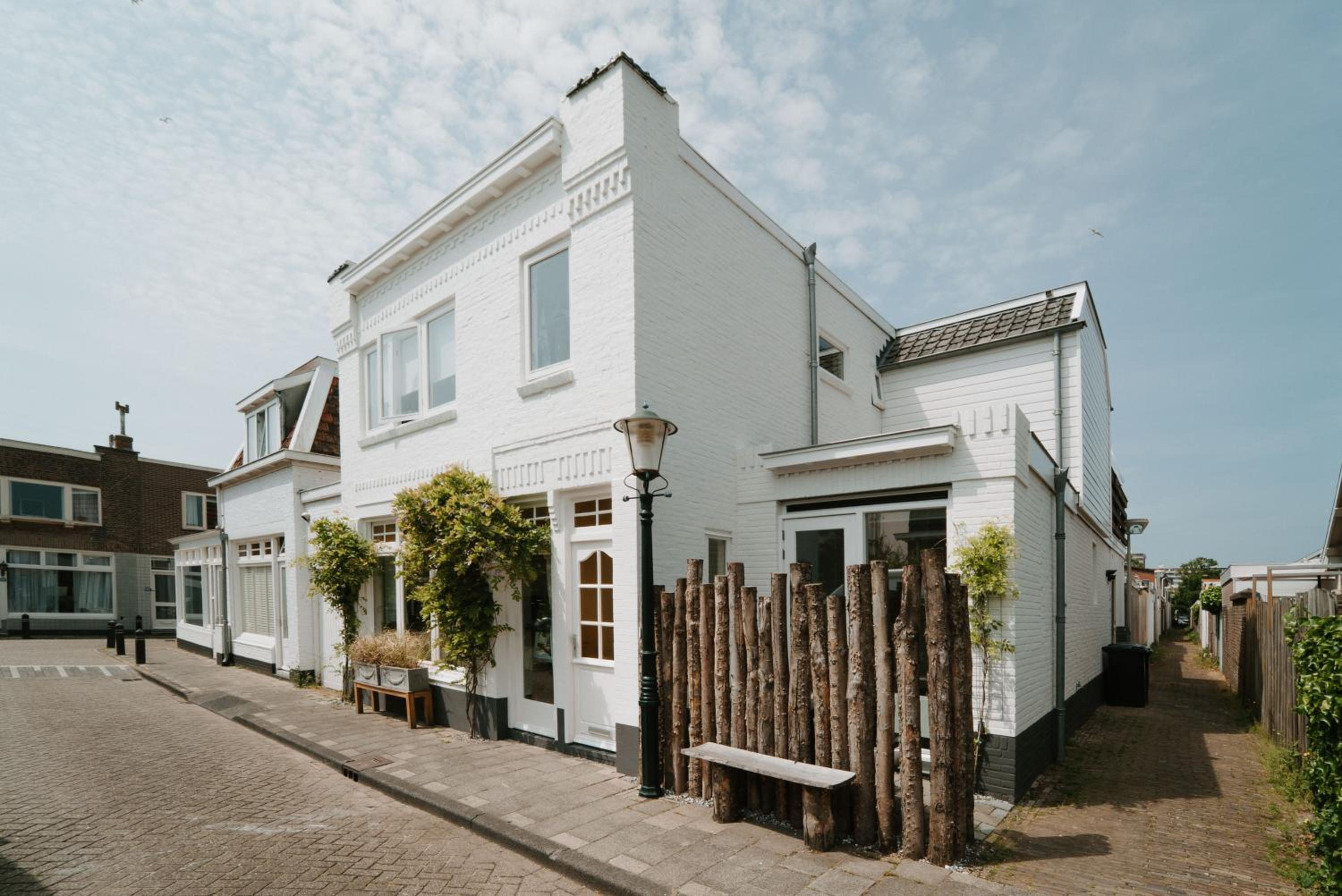 Tiny Beach House Zandvoort view 2