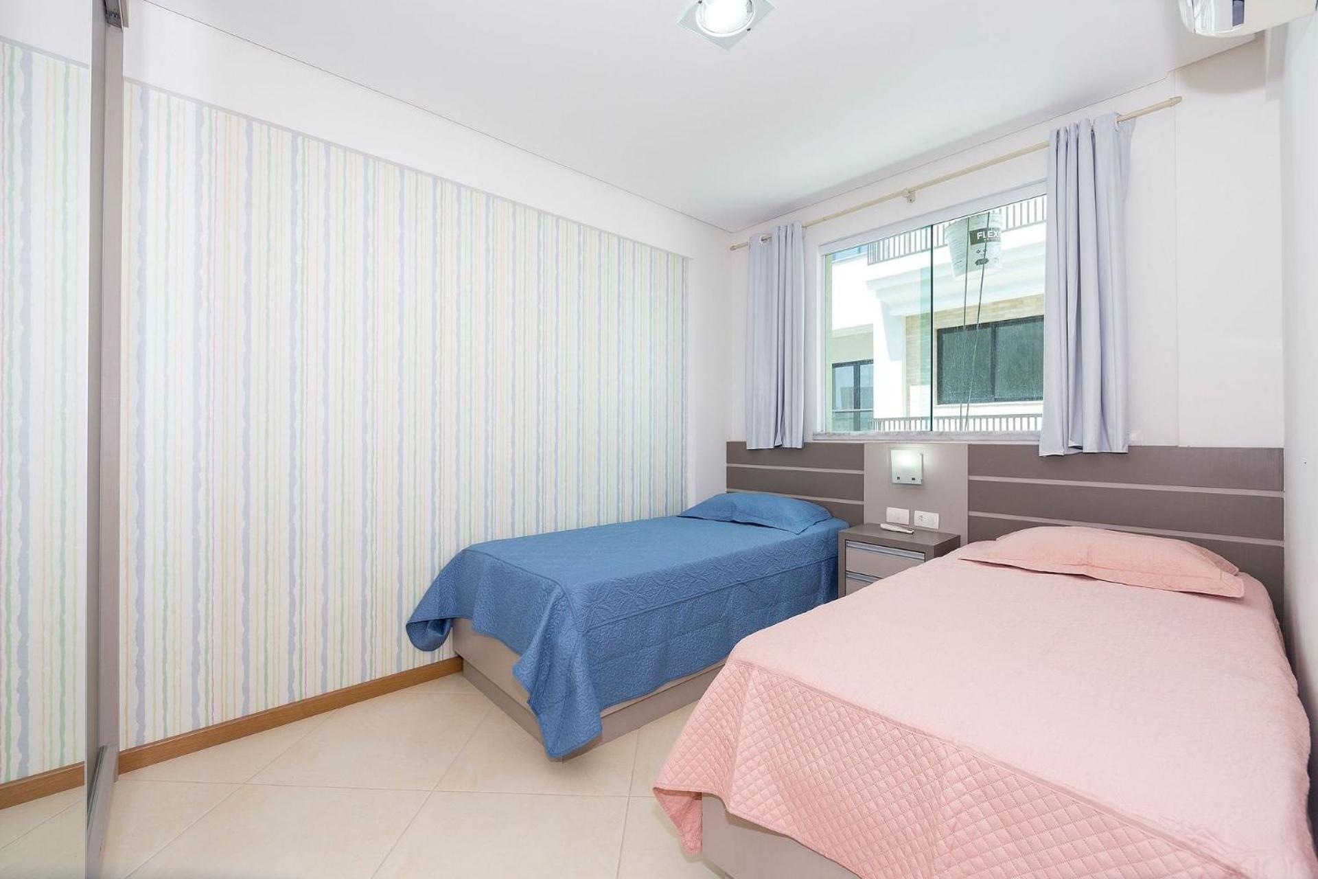 Aluguel Apartamento 3 quartos Bombas SC