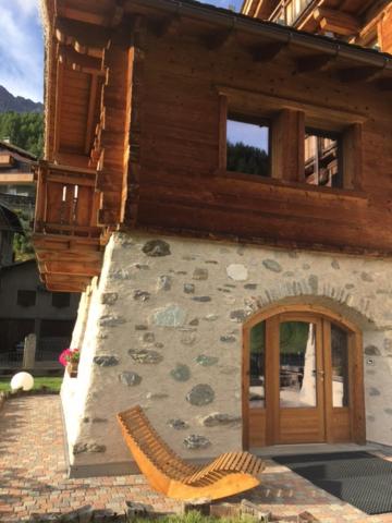 Chrys chalet view 3