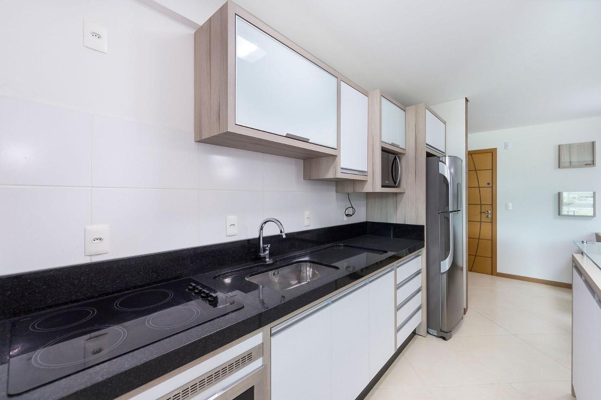 Aluguel Apartamento 3 quartos Bombas SC
