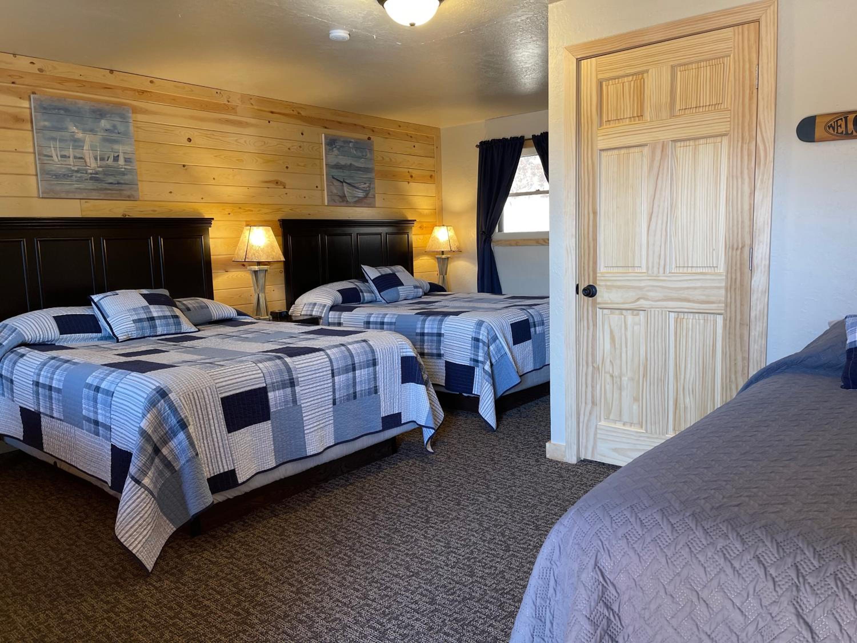 Mountain View Lodge & Cabins