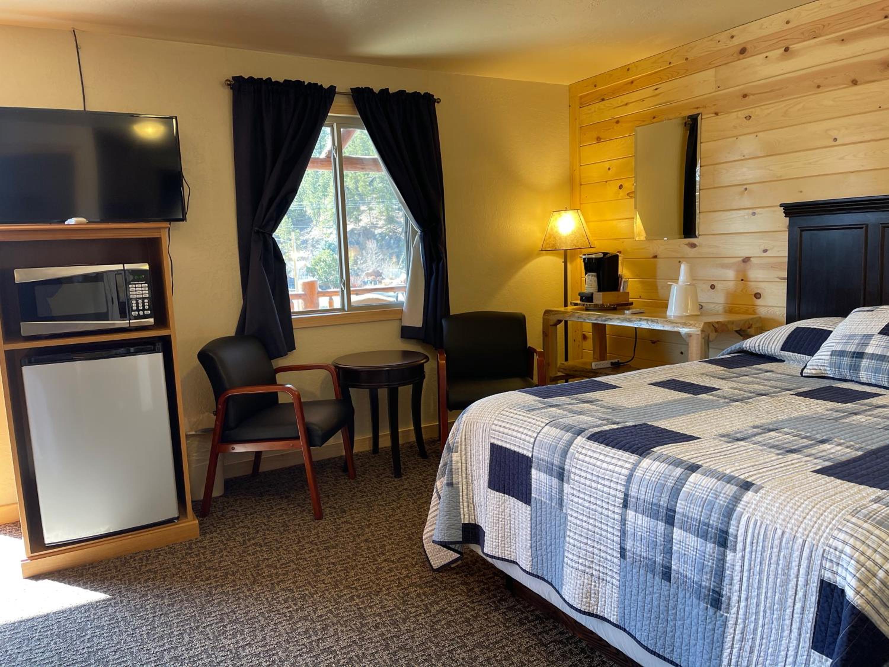 Mountain View Lodge & Cabins