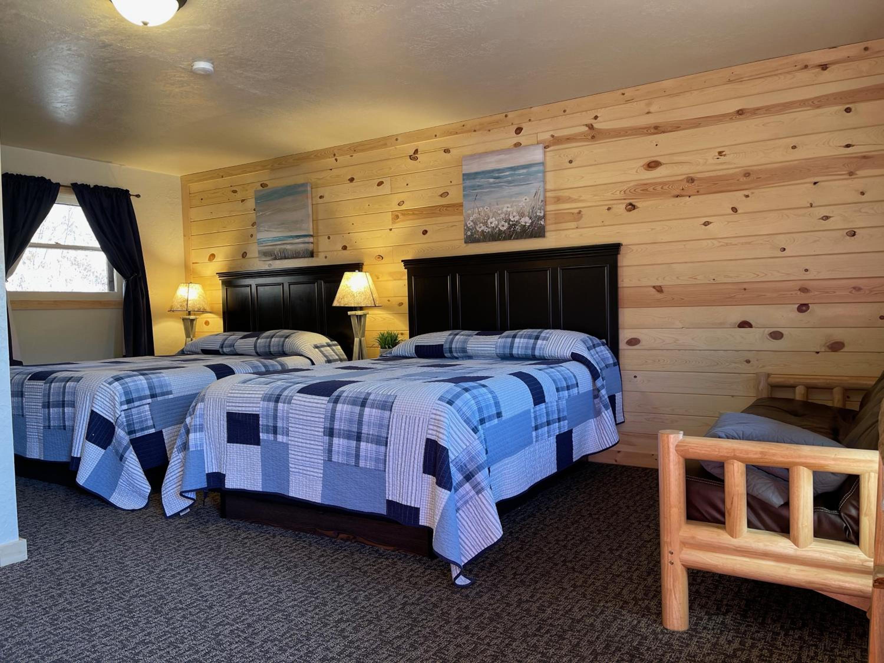 Mountain View Lodge & Cabins