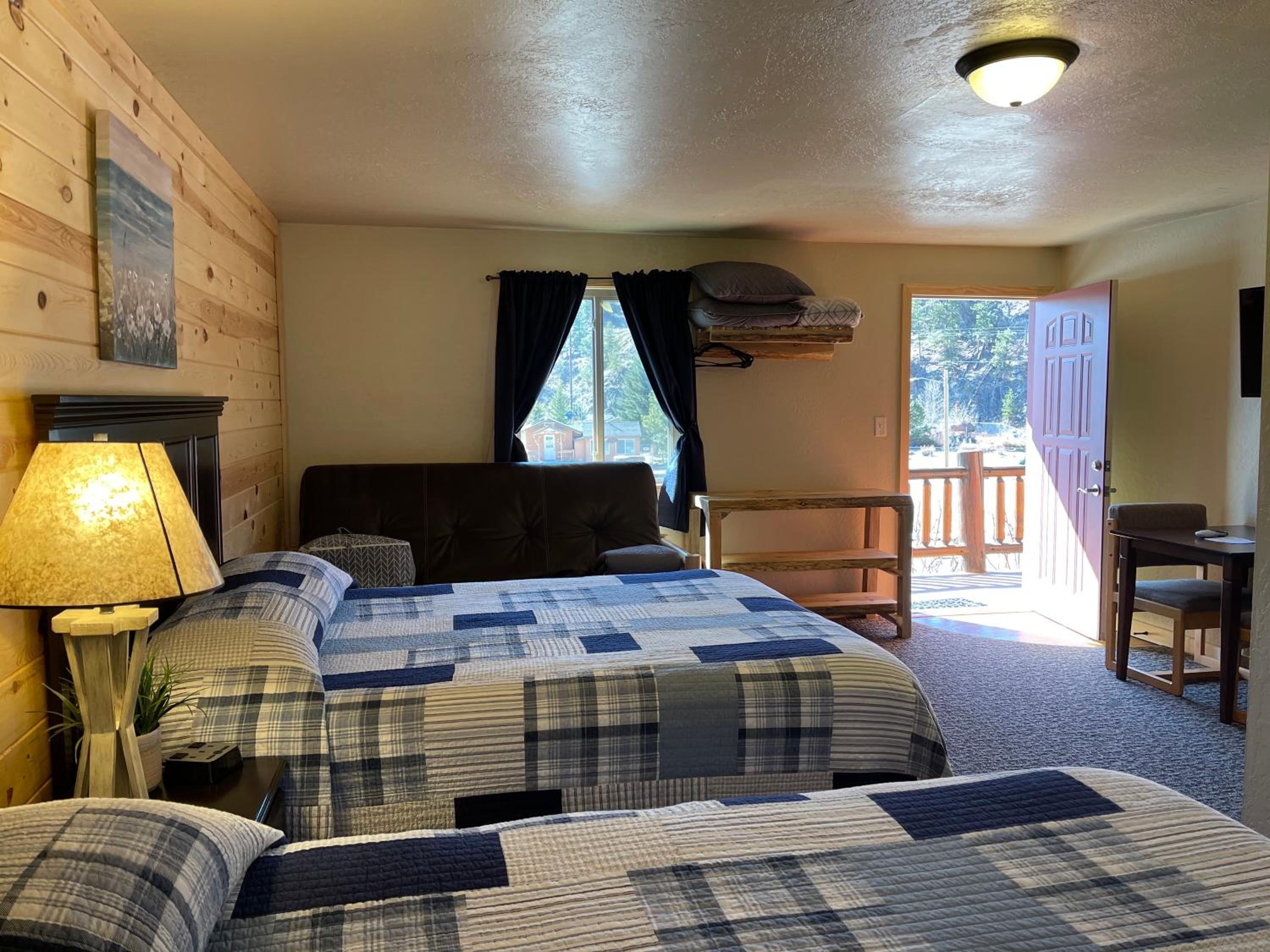 Mountain View Lodge & Cabins