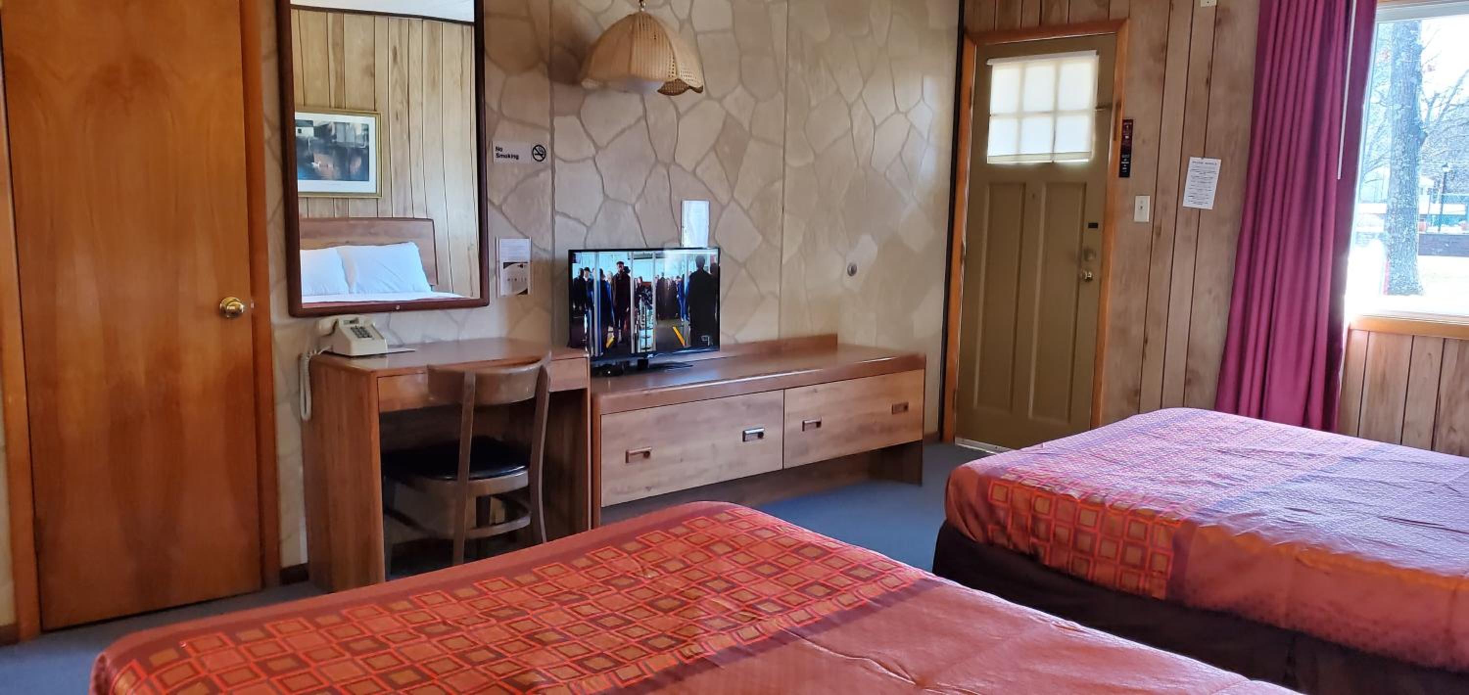 Red Ranch Inn