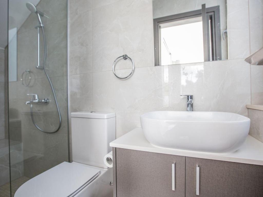 Villa Olive Sun, Beautiful, Contemporary 3Bdr Villa With Private Pool