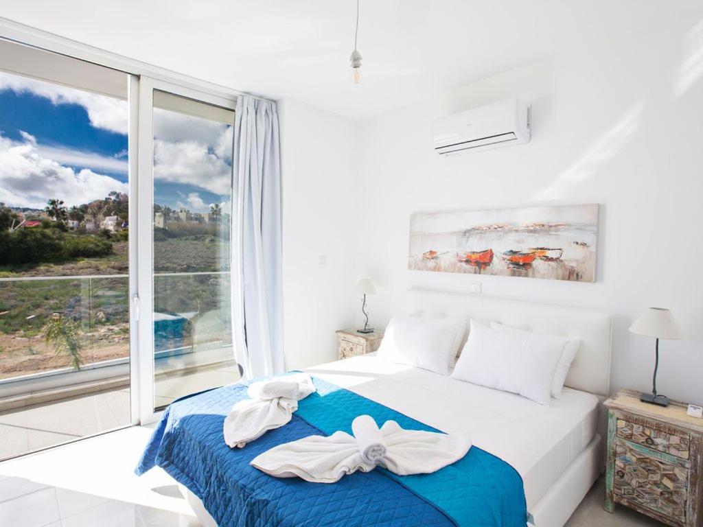 Villa Olive Sun, Beautiful, Contemporary 3Bdr Villa With Private Pool