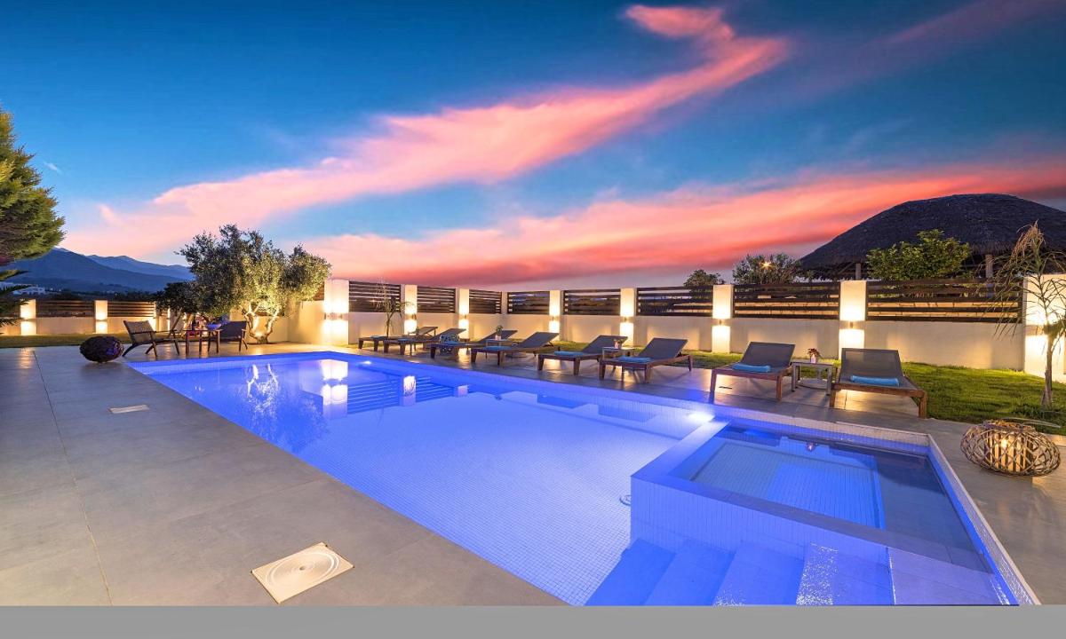 Hypnosis Villa Beachside view 2