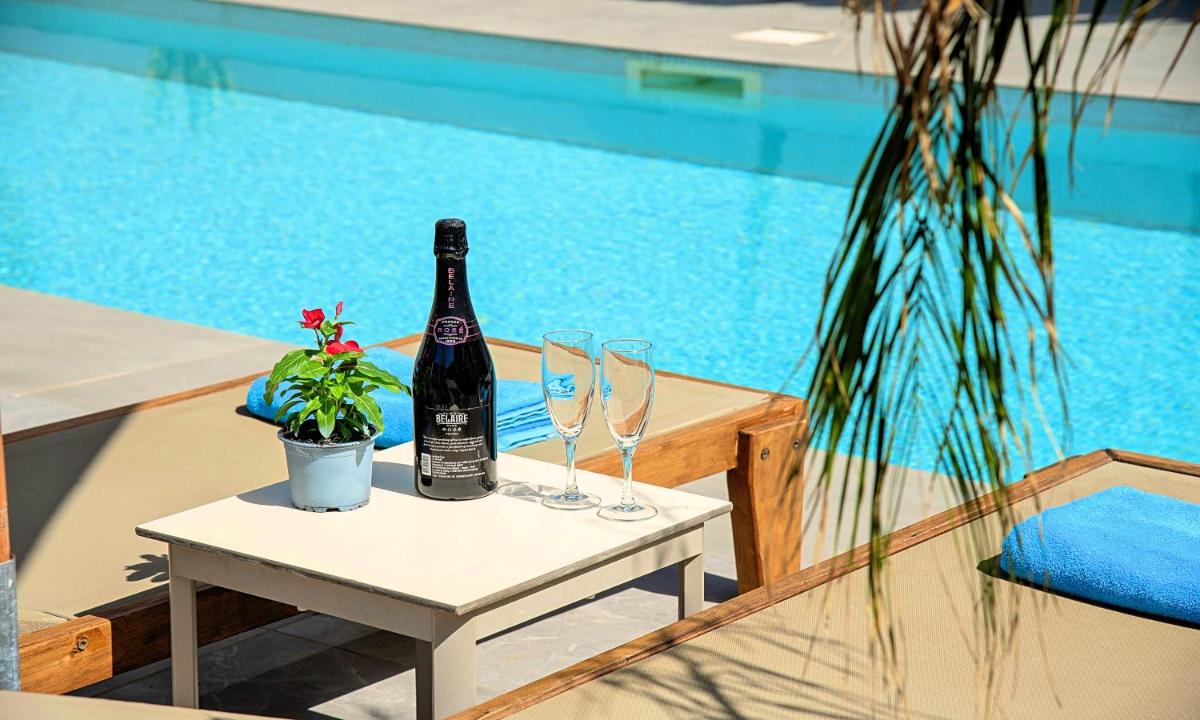 Hypnosis Villa Beachside view 3