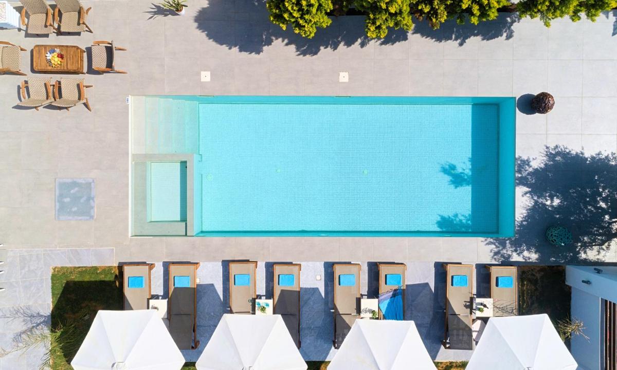 Hypnosis Villa Beachside view 5
