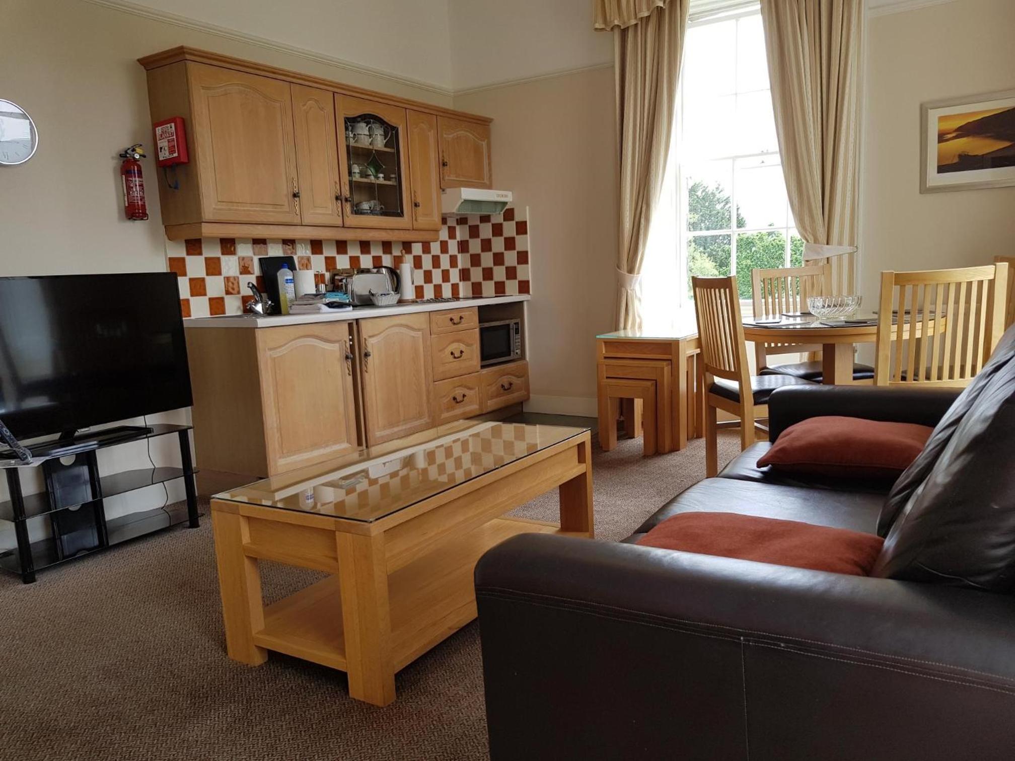 Macdonald Plas Talgarth Resort