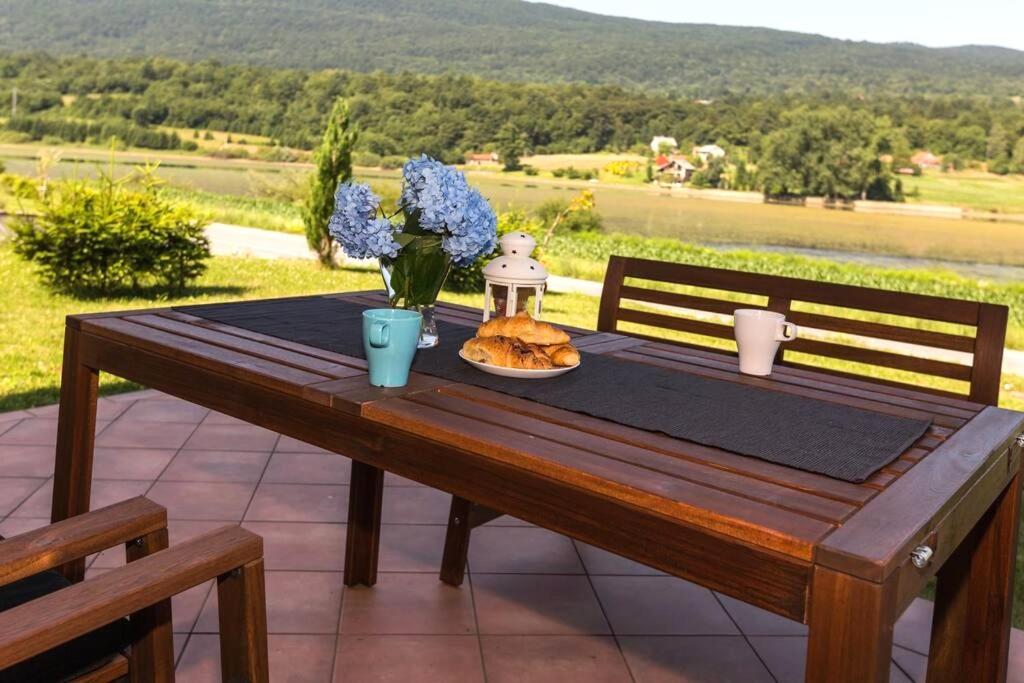 Holiday home Zulejka view 4