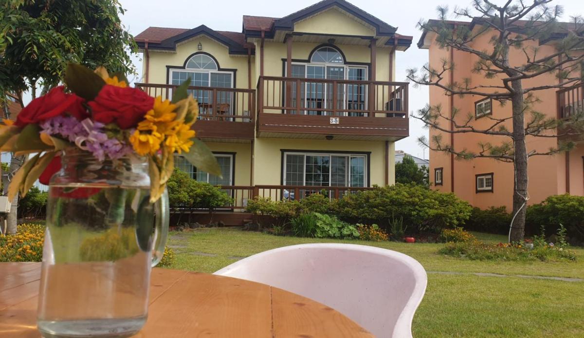 Jeju Time-Travel Pension