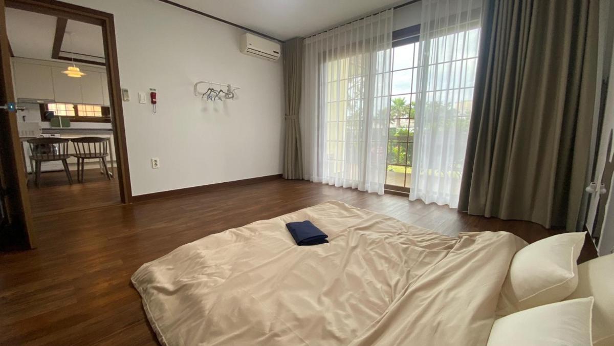 Jeju Time-Travel Pension