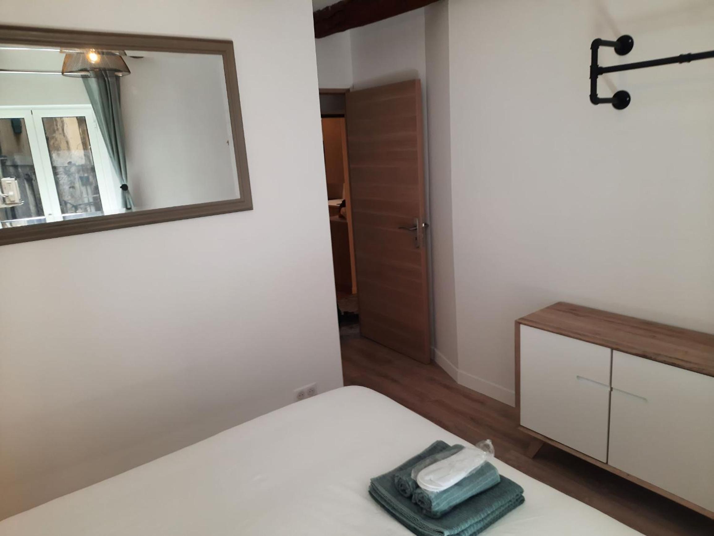 Beautiful Old Town flat, near the beach photo 2