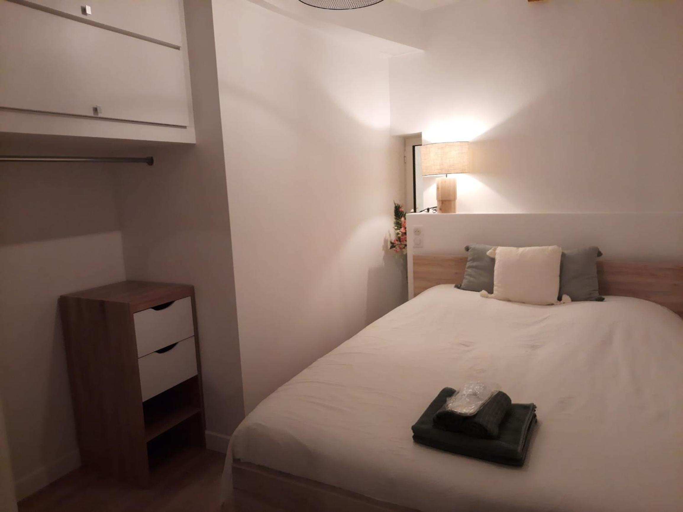 Beautiful Old Town flat, near the beach photo 4