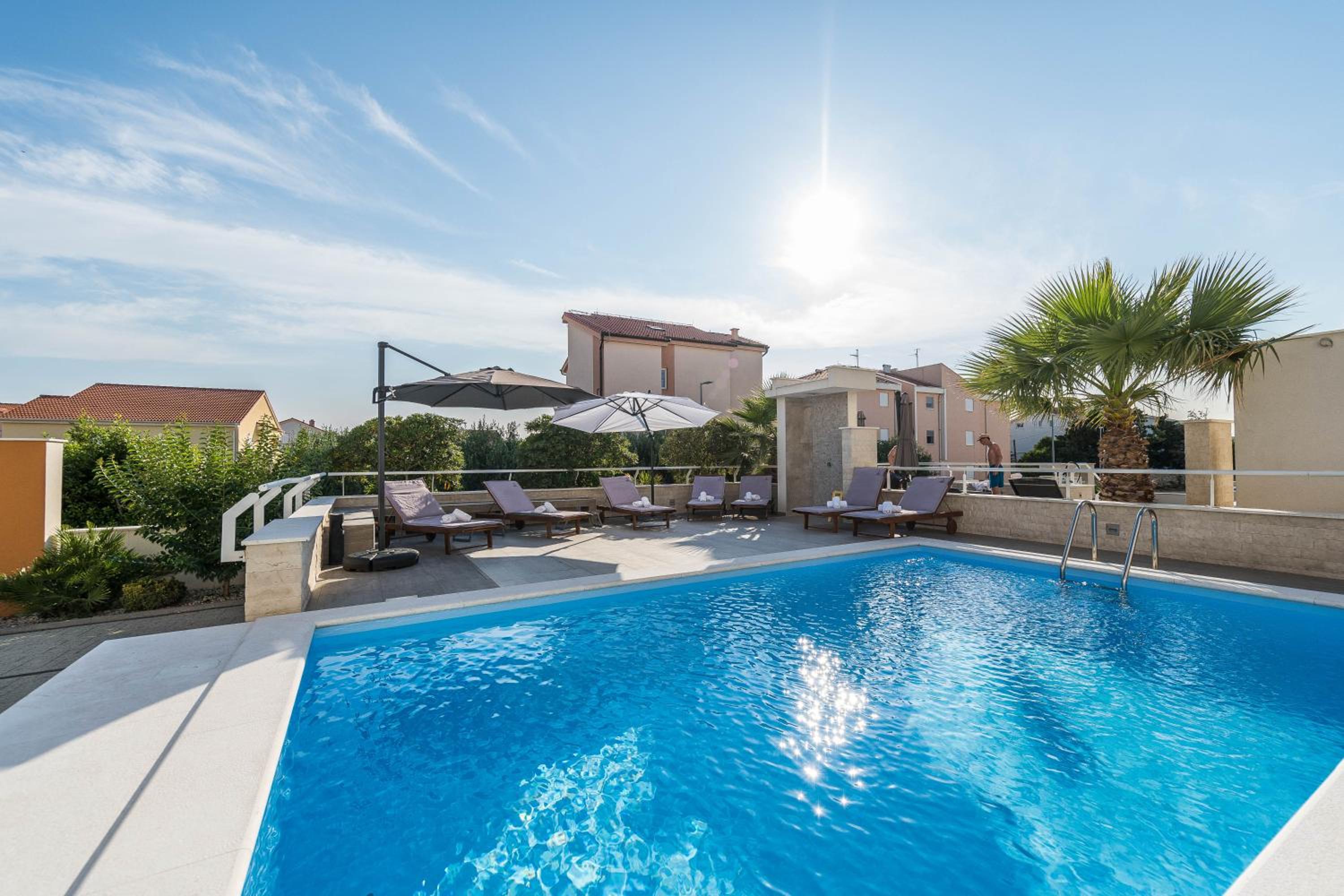 Apartments & Rooms Danivan Pool Villas - Off site breakfast available view 3