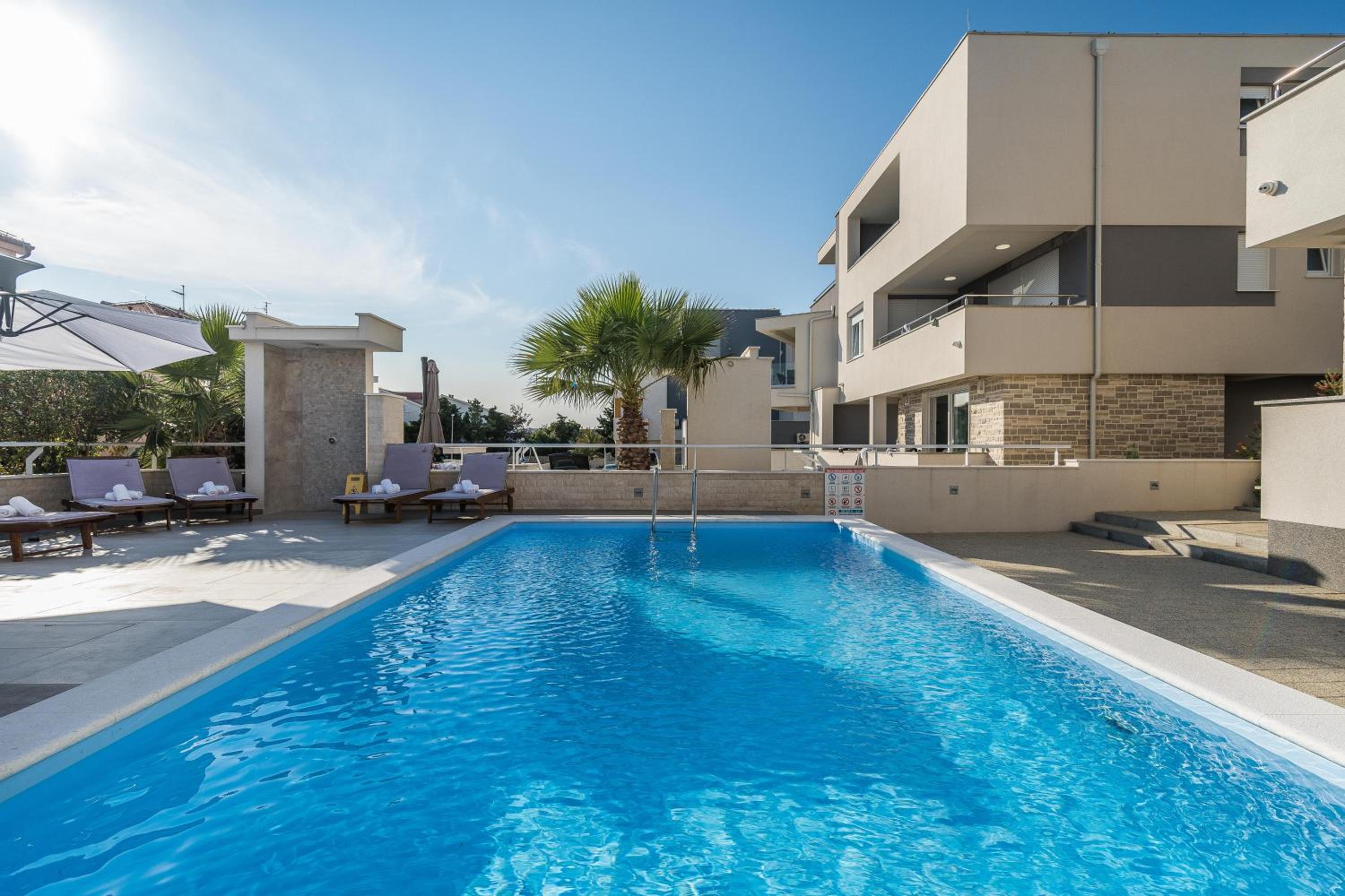 Apartments & Rooms Danivan Pool Villas - Off site breakfast available view 5