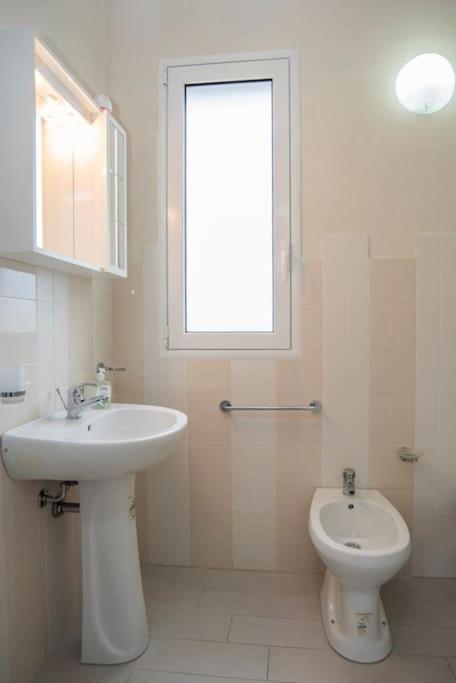 Holiday Villa White photo 3