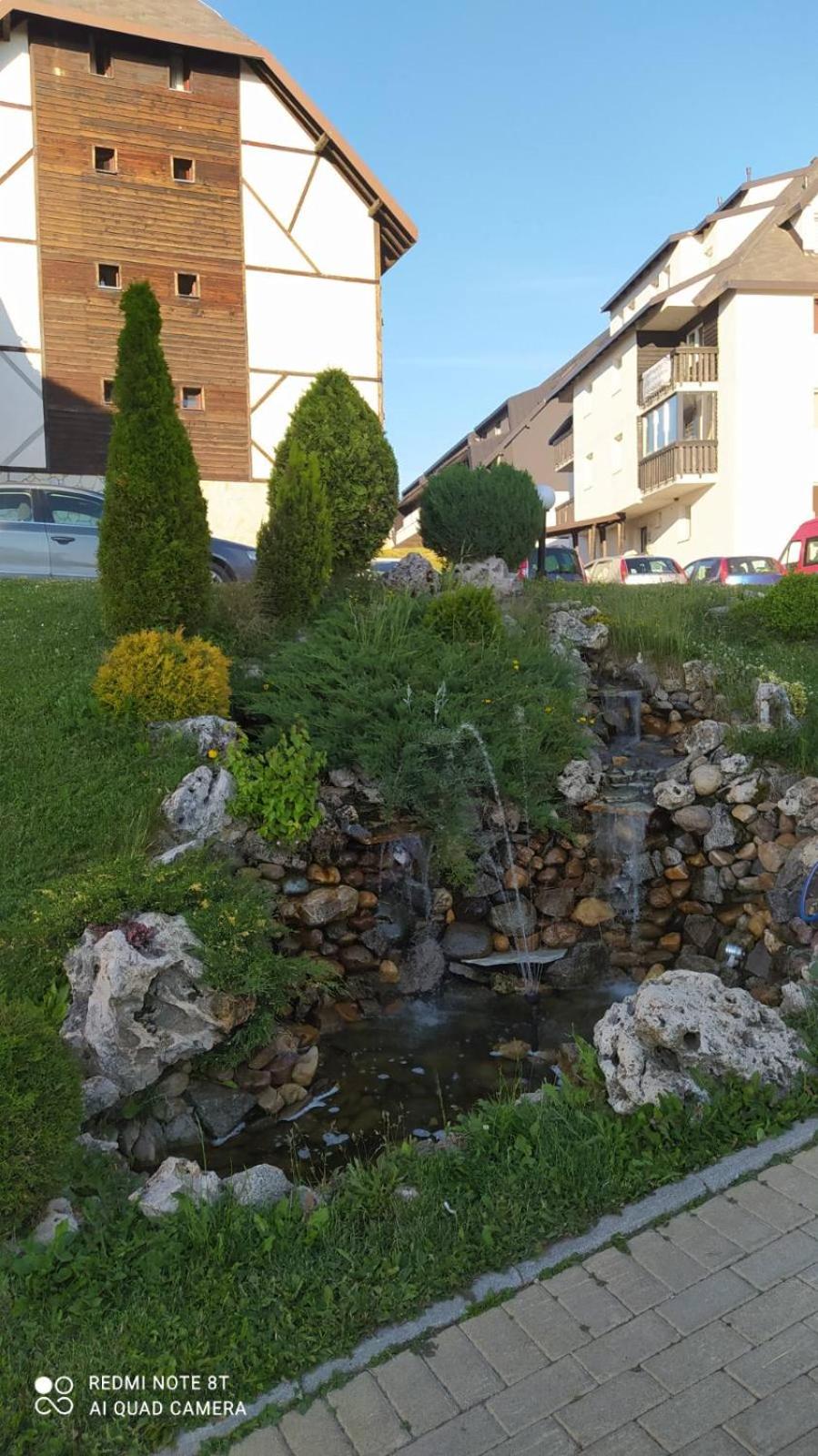 Photo 33