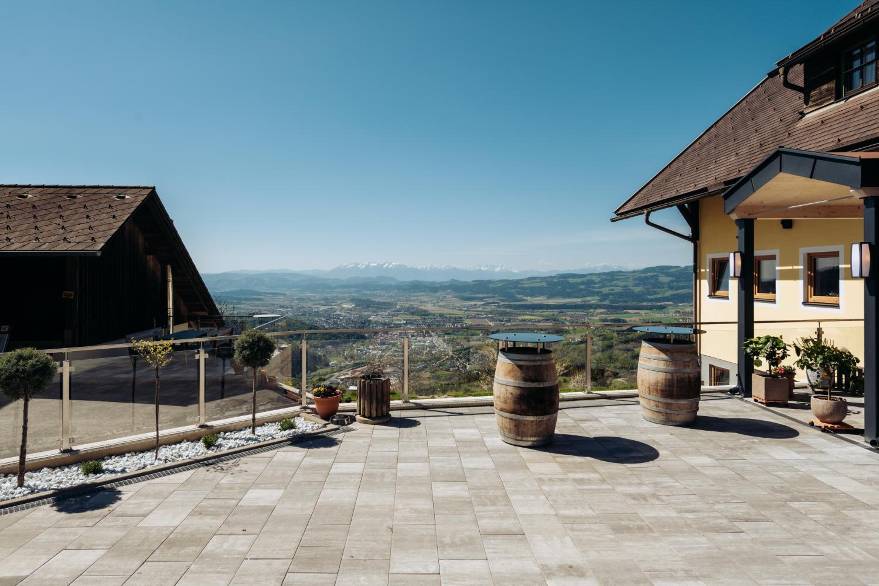 Gasthof-Pension Kleinhenner view 2