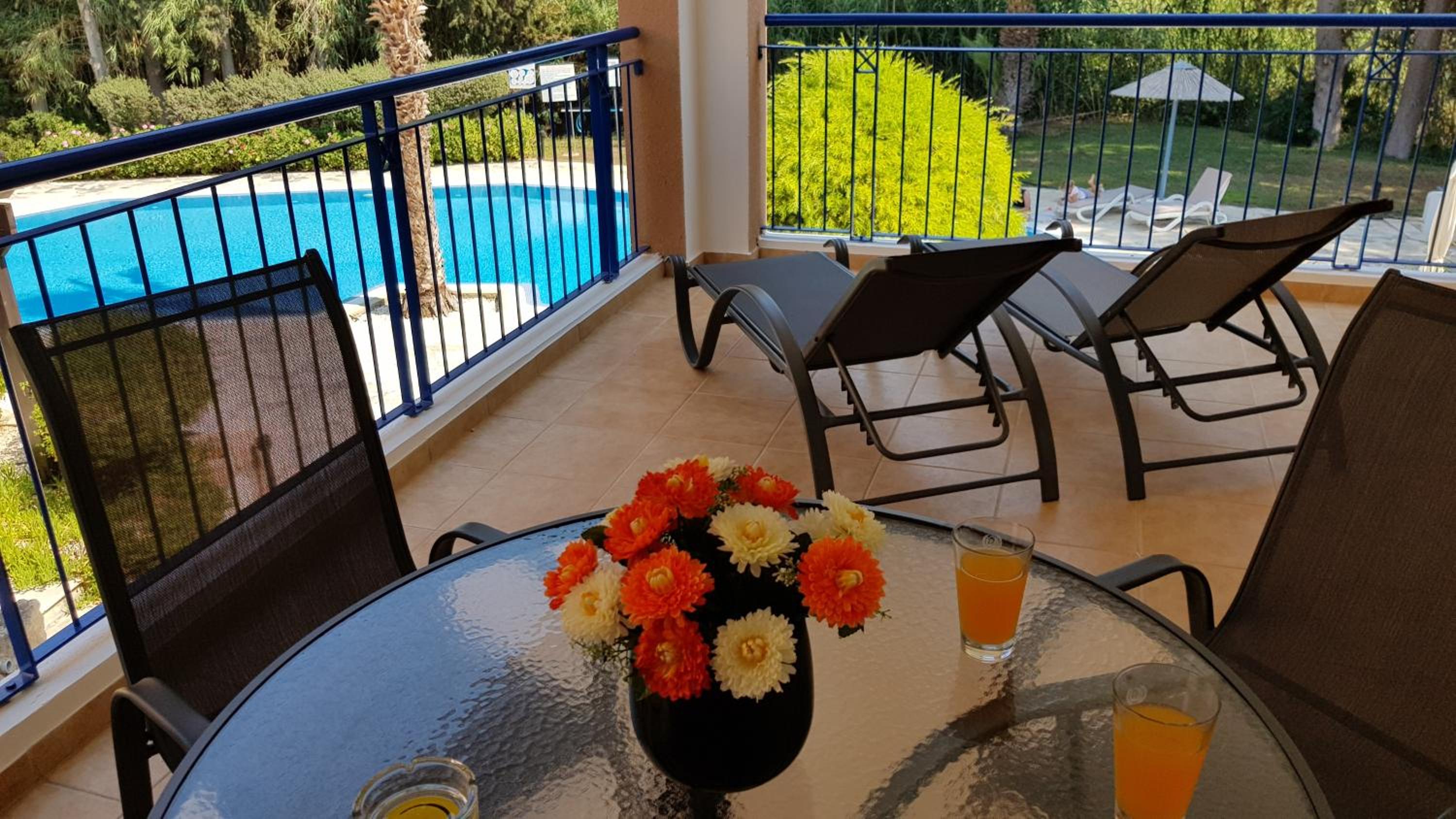 Hotel Paradise Gardens IV 2 Bd Amazing Apartment - Image 1