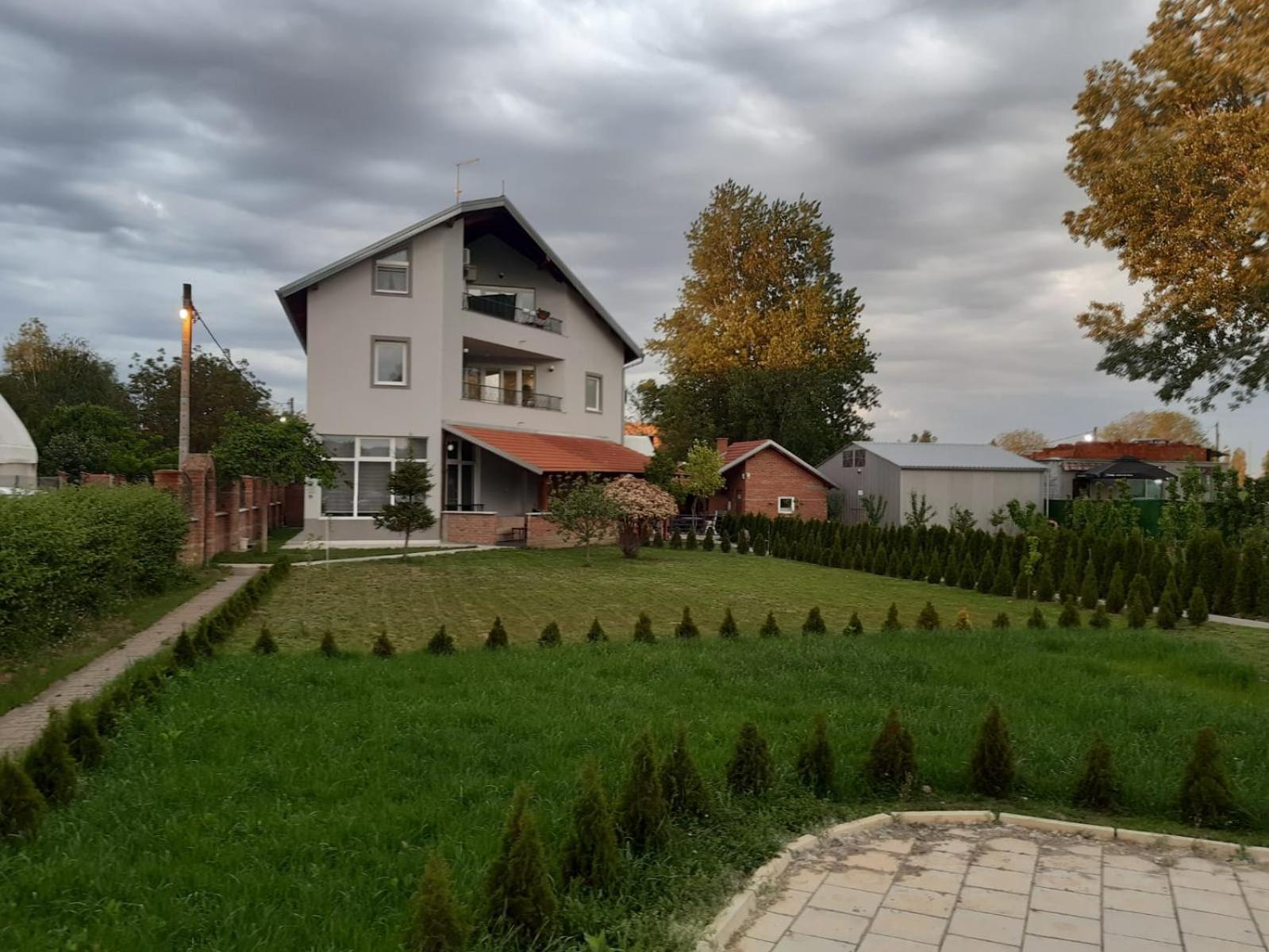 Photo 15