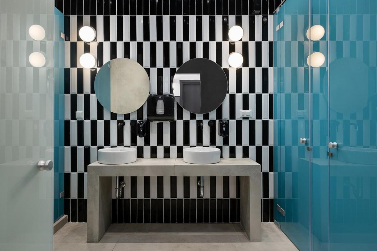 Cocoon City Hostel