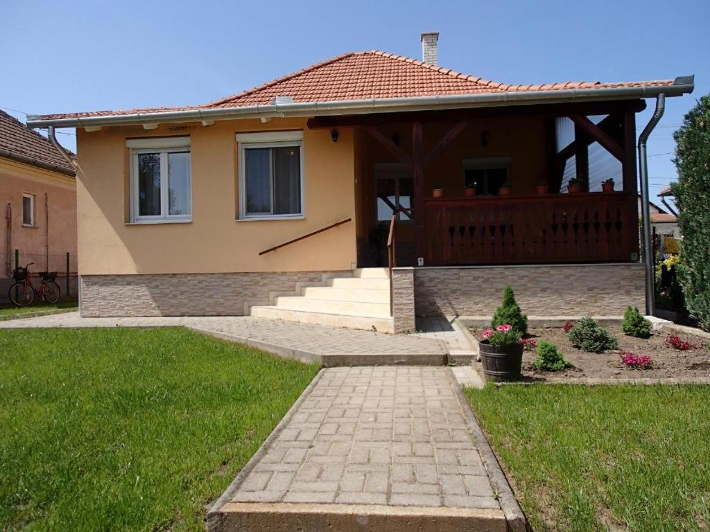 Photo 26