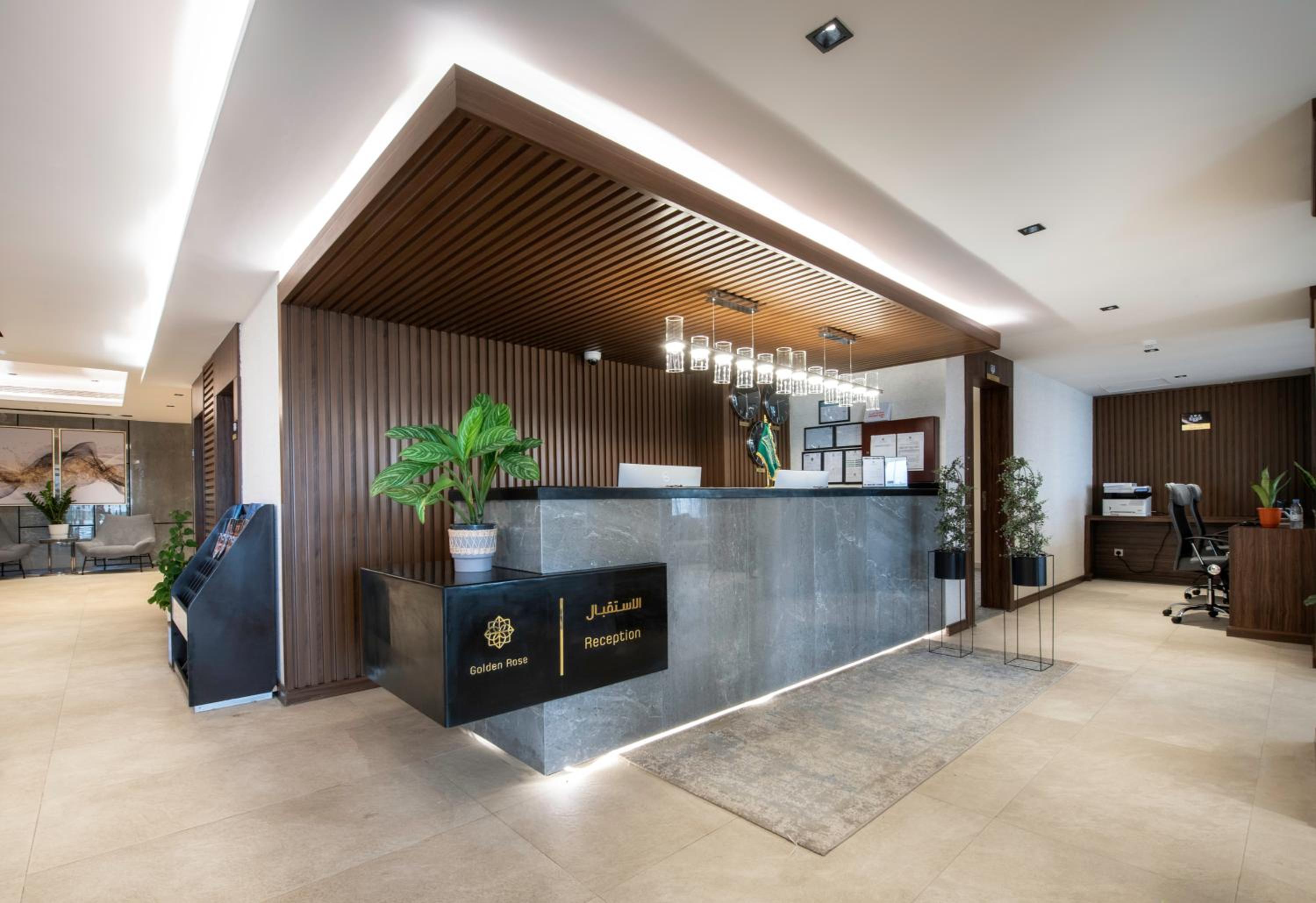 فندق جولدن روز Golden Rose Hotel