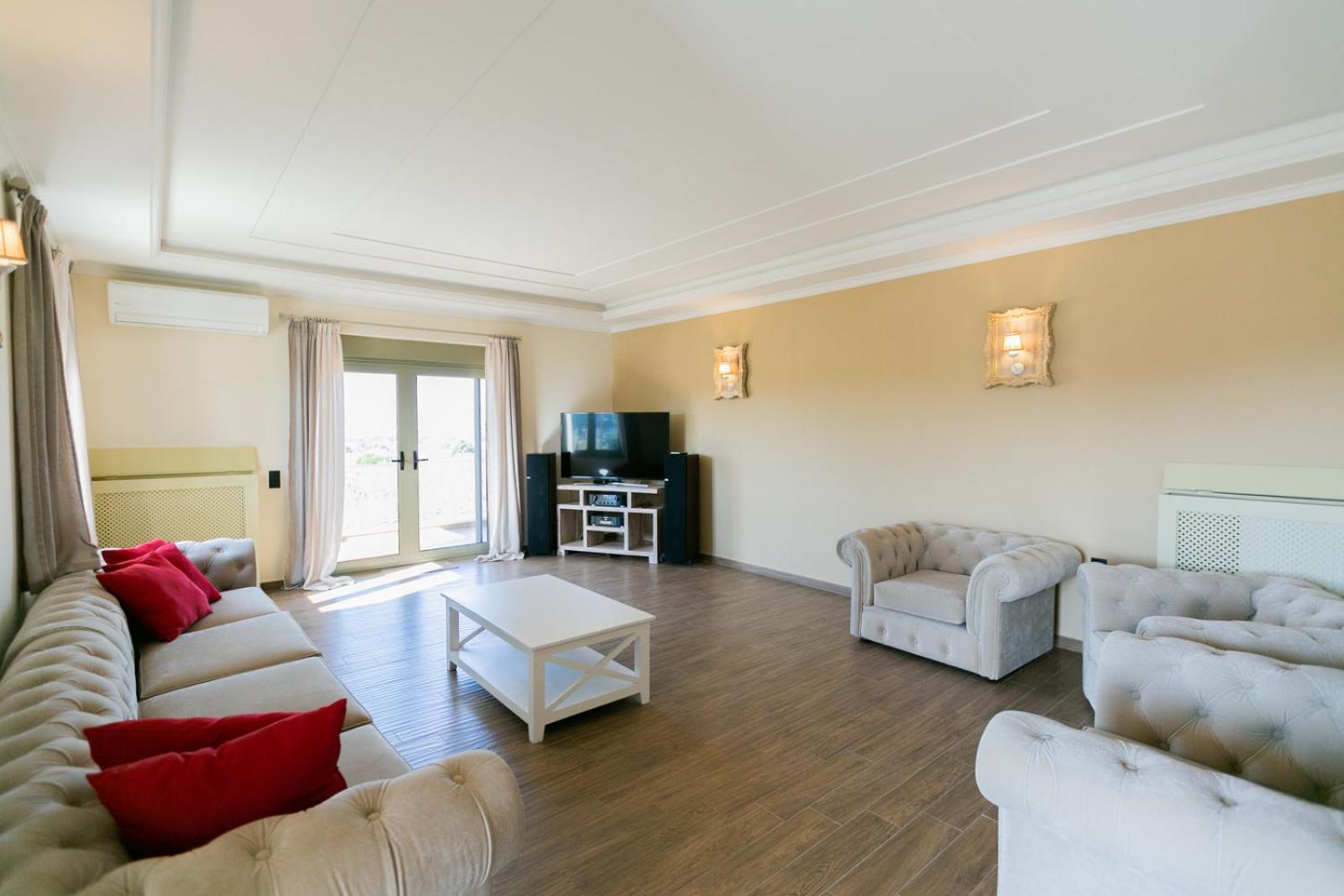 Aphrodite Villa