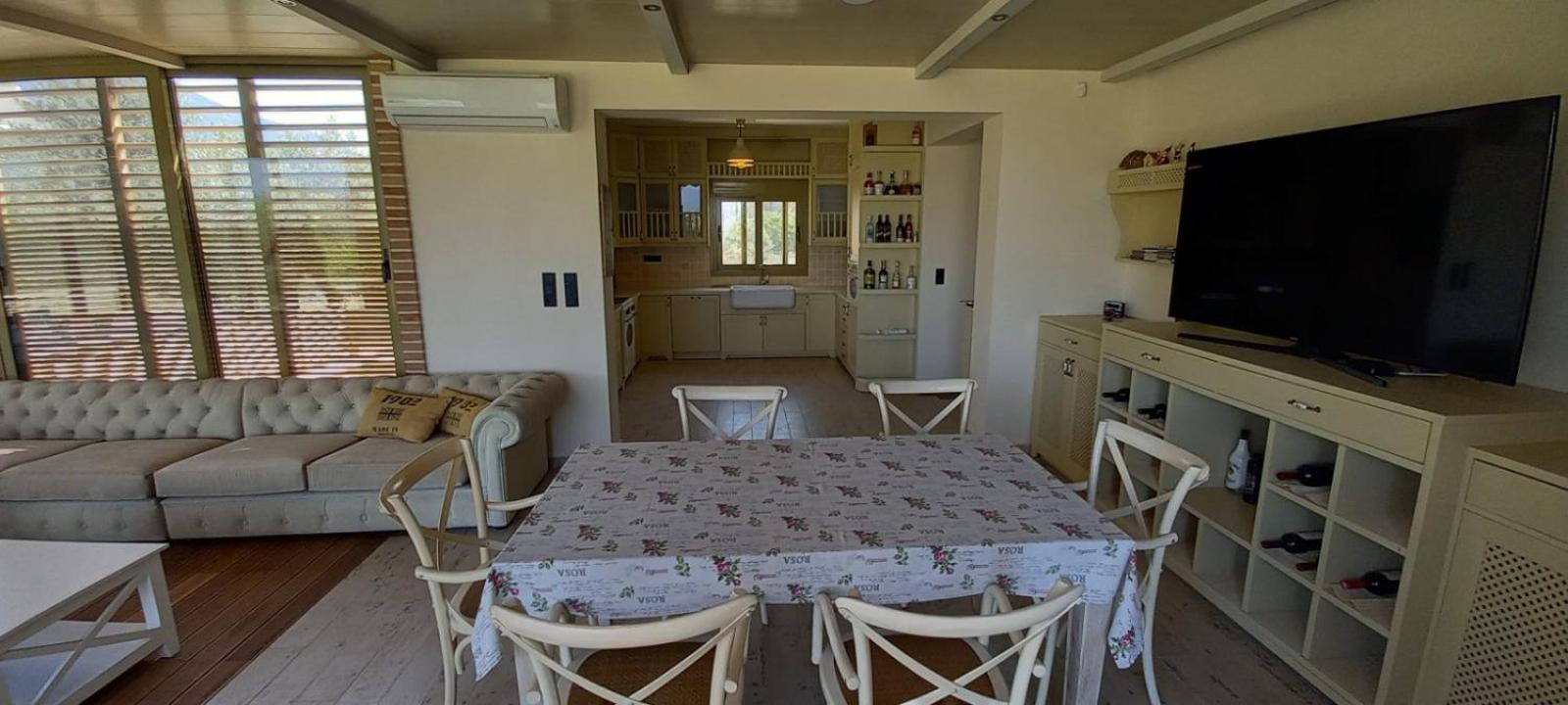 Aphrodite Villa