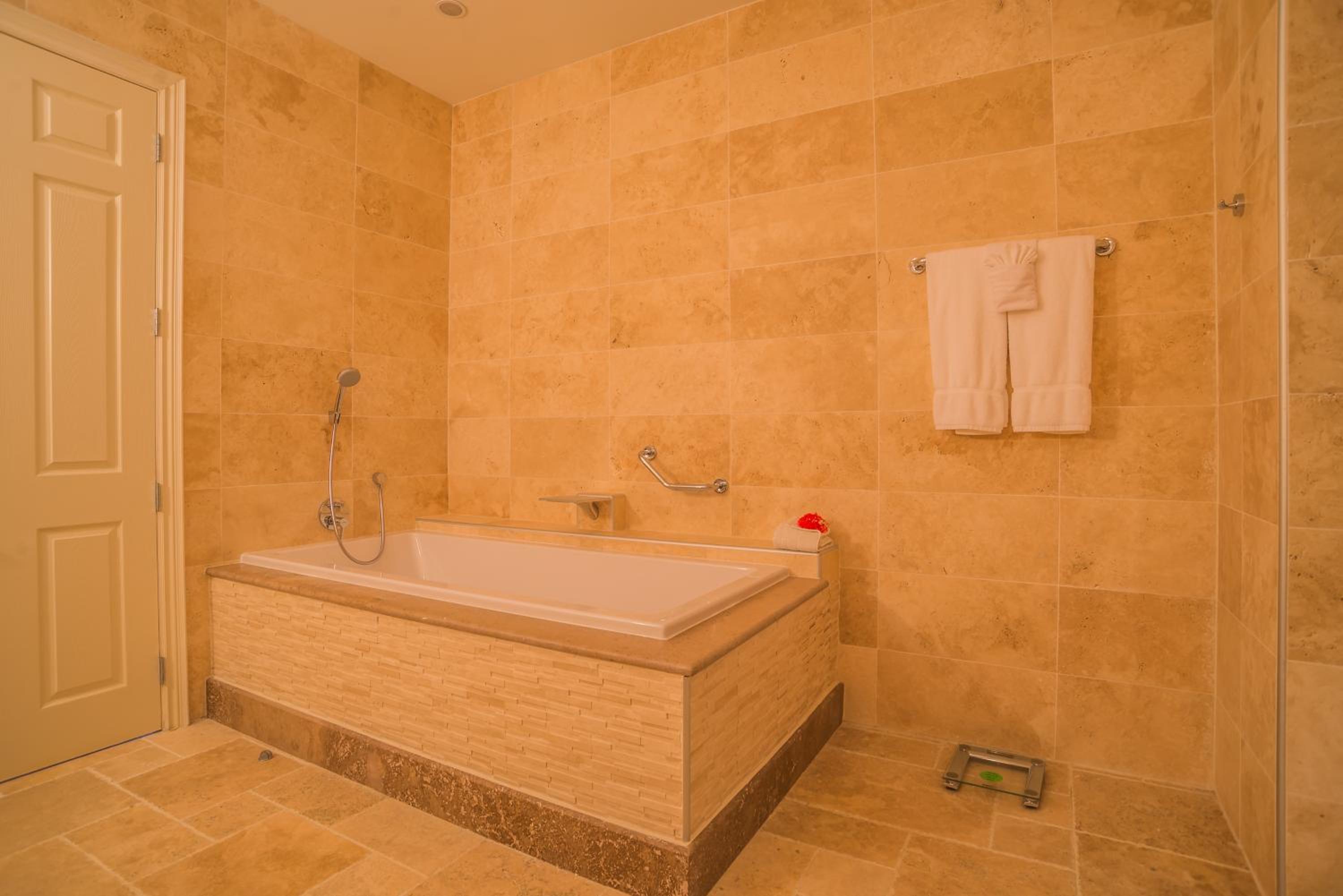 Tierra Del Sol Resort & Golf