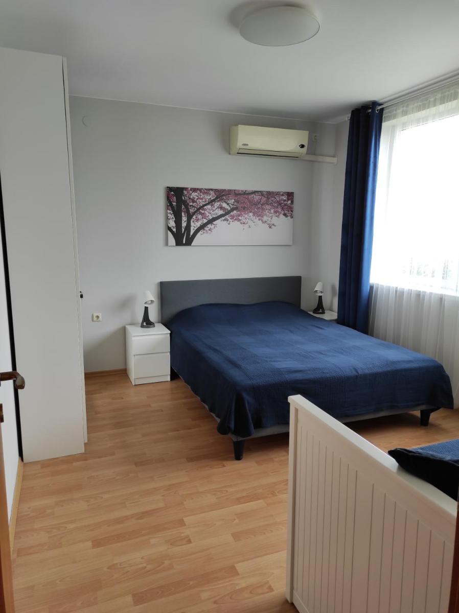 Photo 48