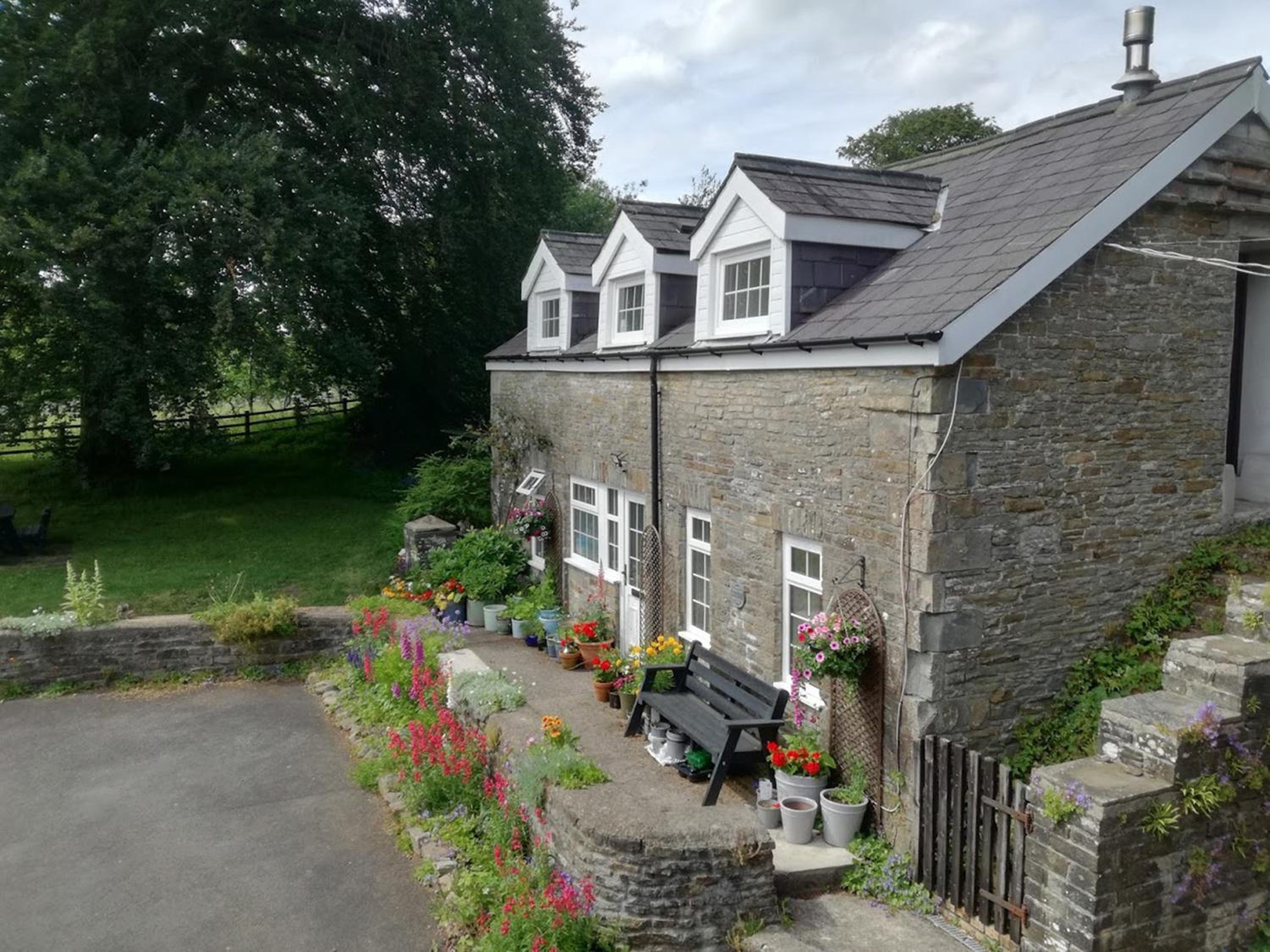 Swansea Valley Holiday Cottages