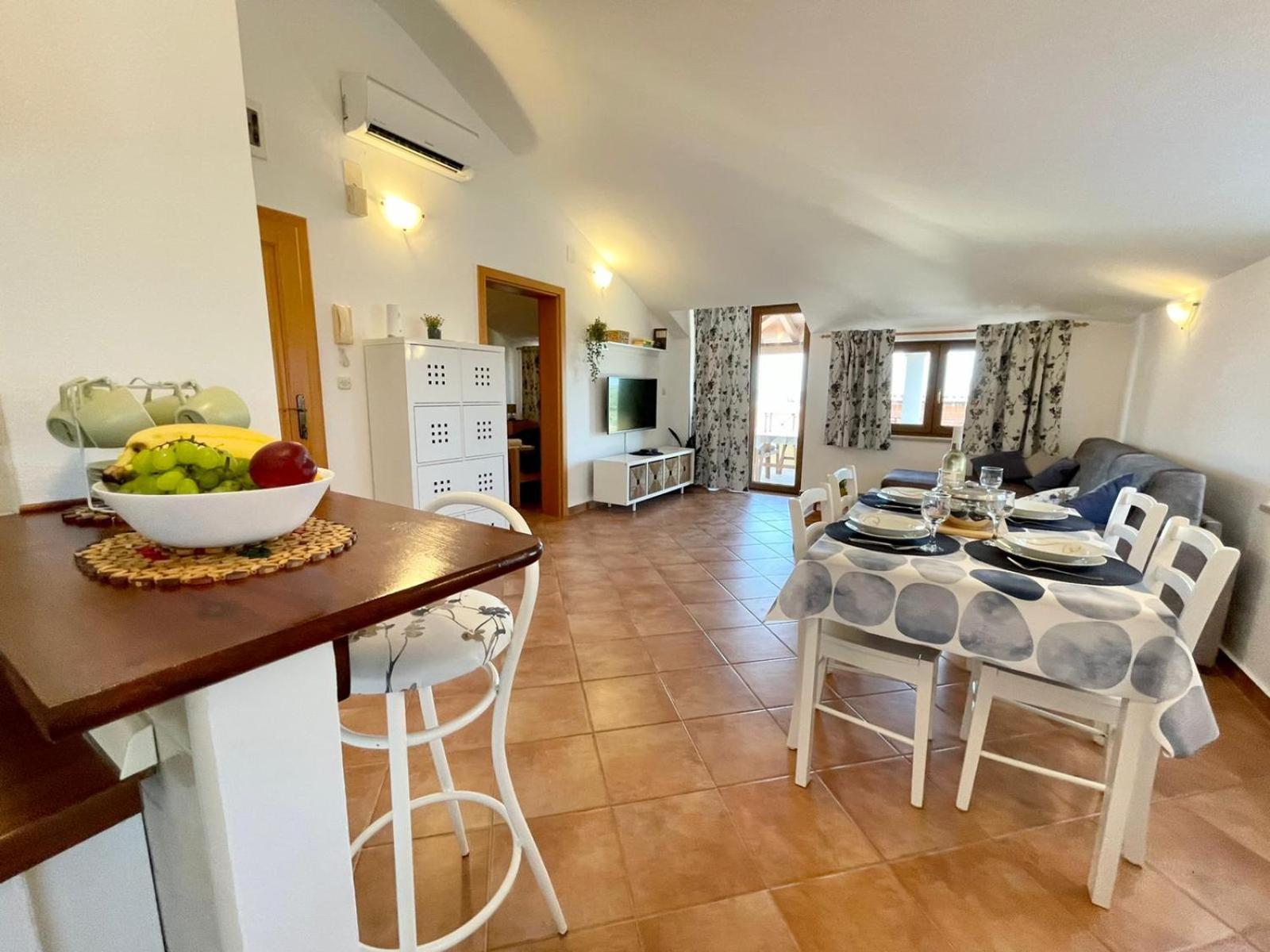 Apartments Ladonja
