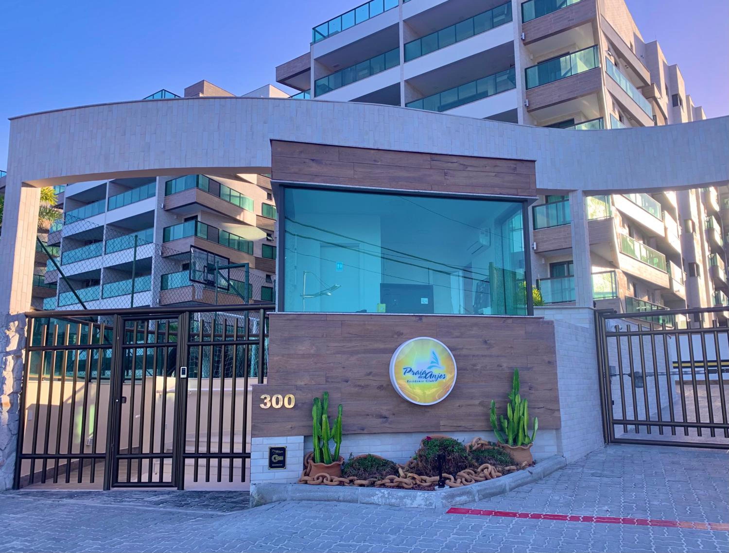 Apartamento Praia dos Anjos Residence Club