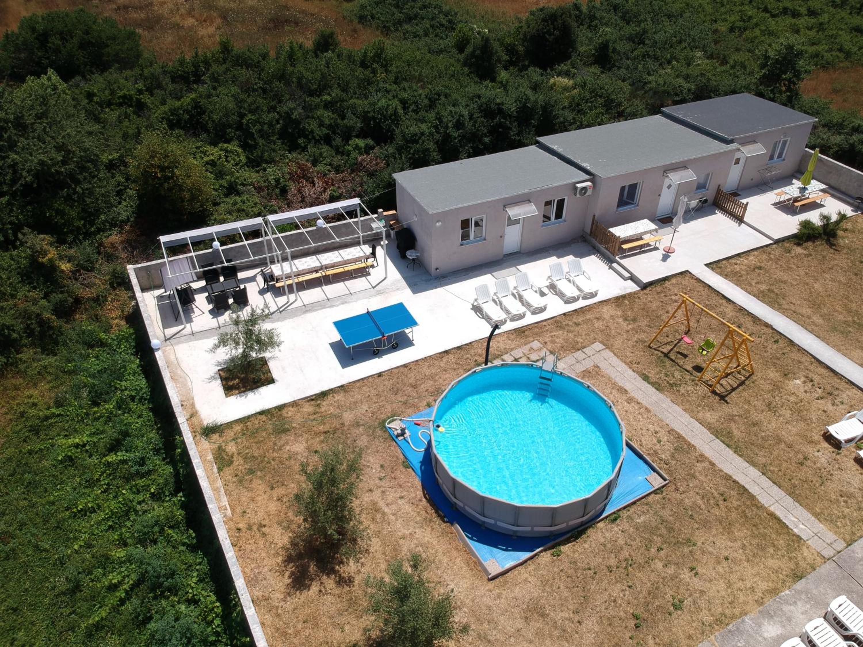 Photo 80