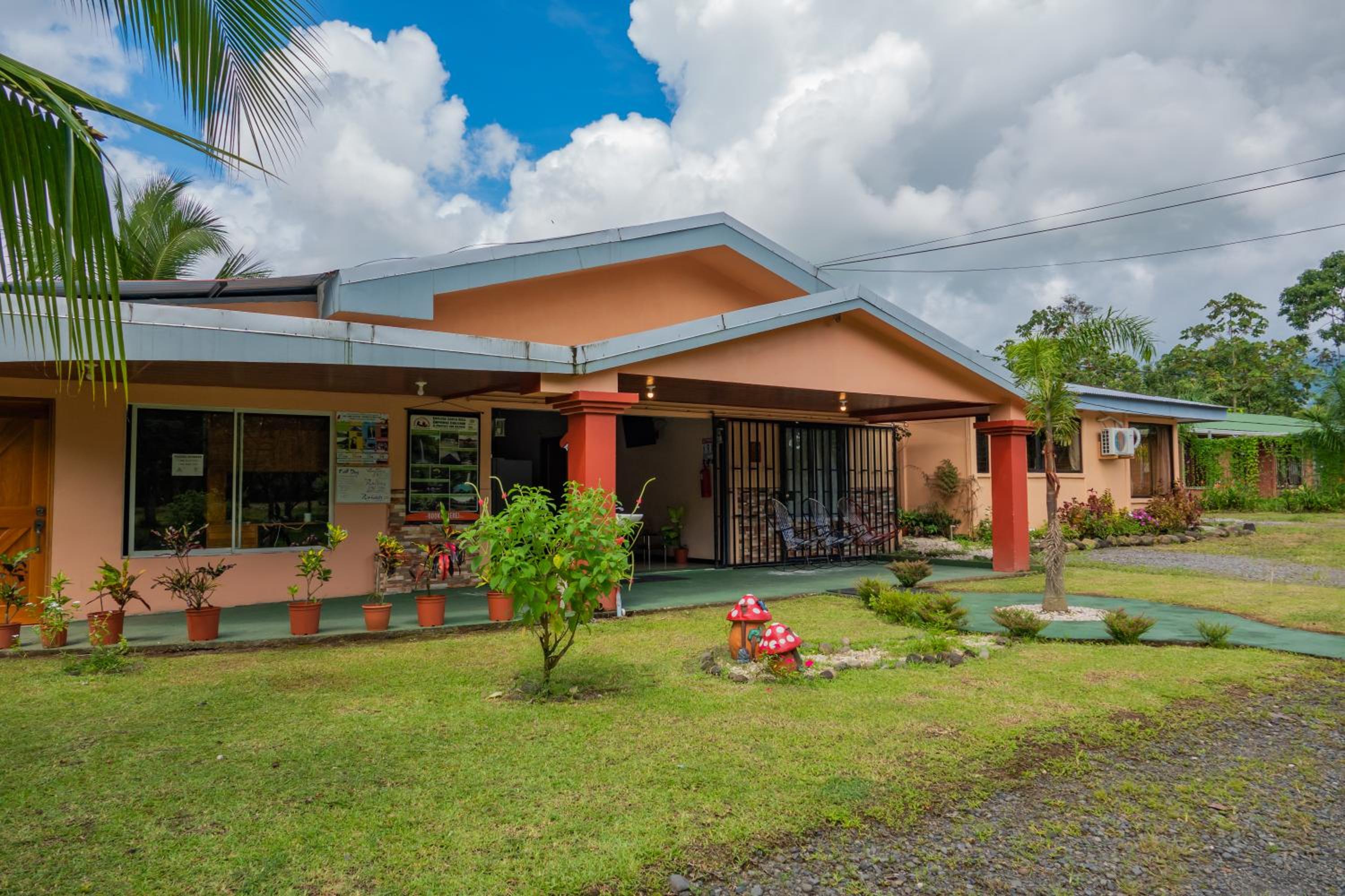 Hotel Campestre Arenal