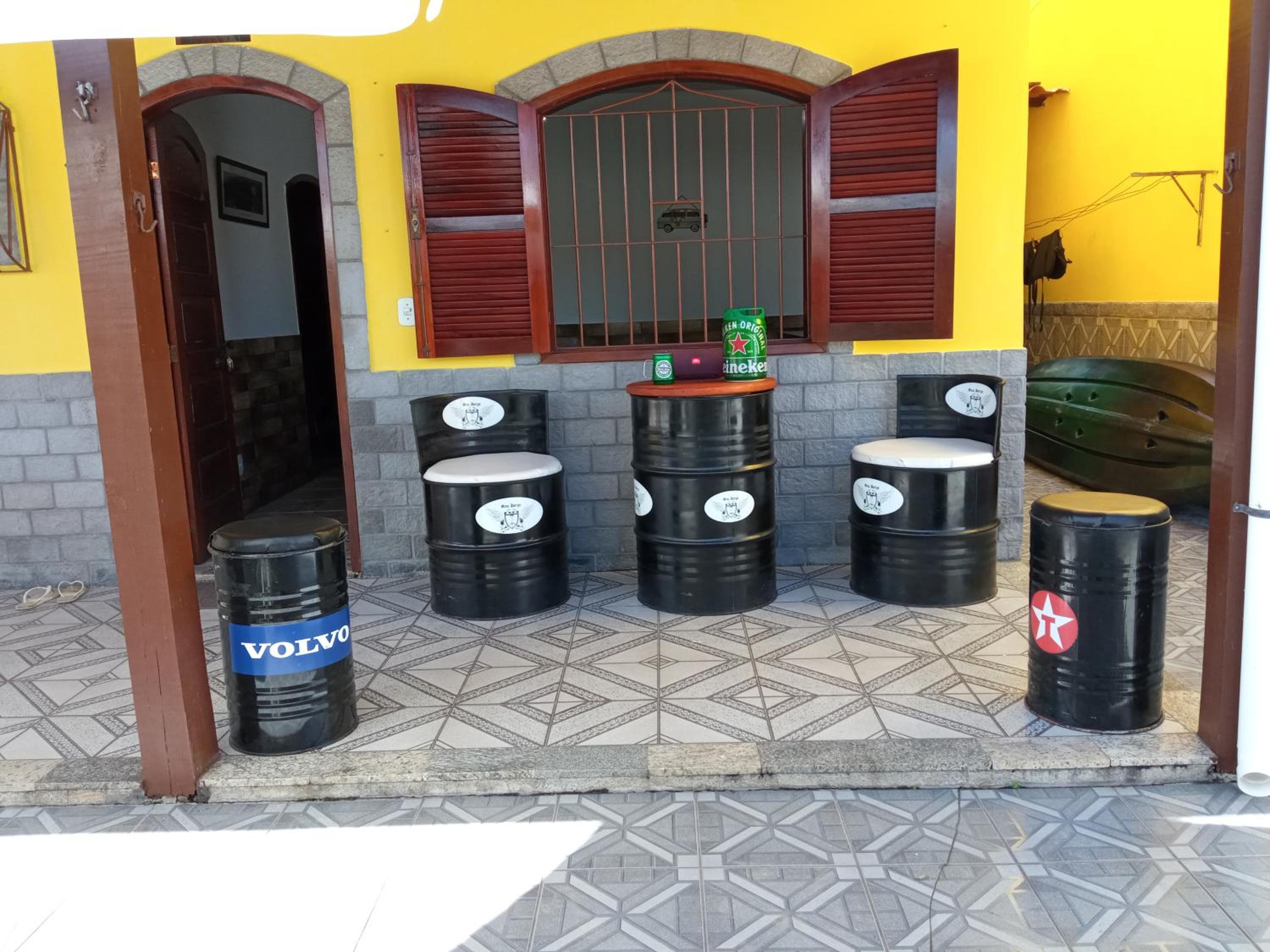Saquarema - Casa Amarela ! Entre a praia e a Lagoa !