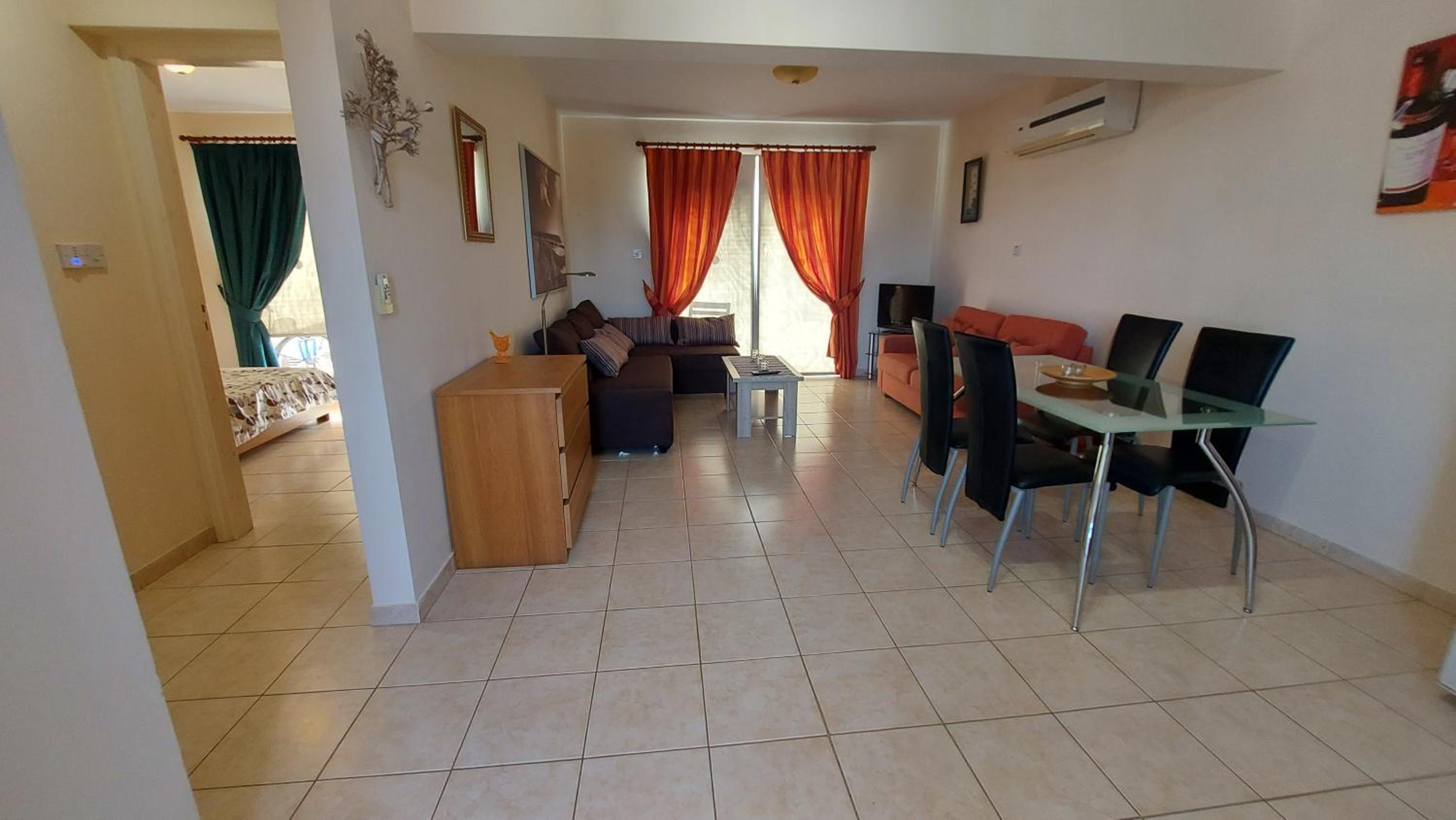 Nissi Golden Sands Lome