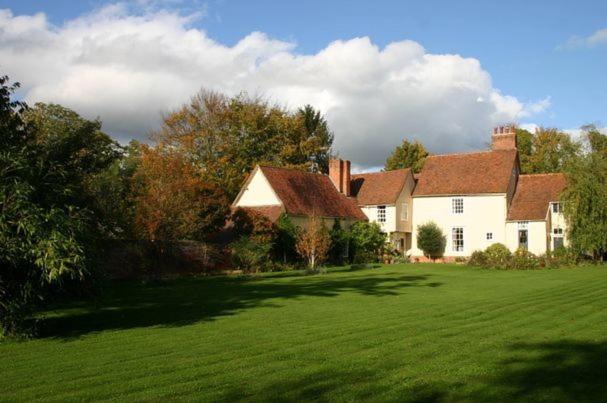 Stoke by Nayland B&B Poplars Farmhouse view 2
