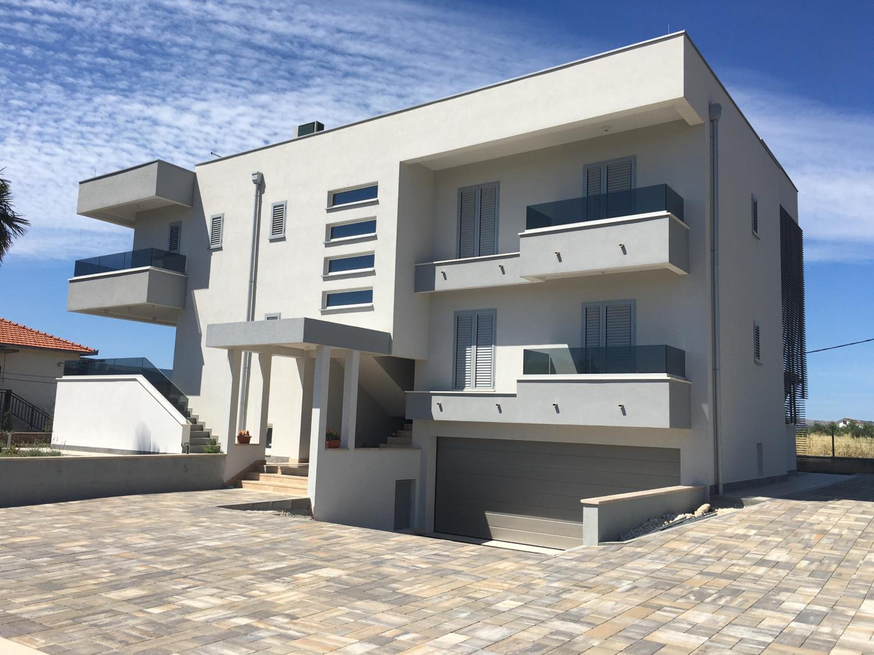 Villa Tragurium view 2
